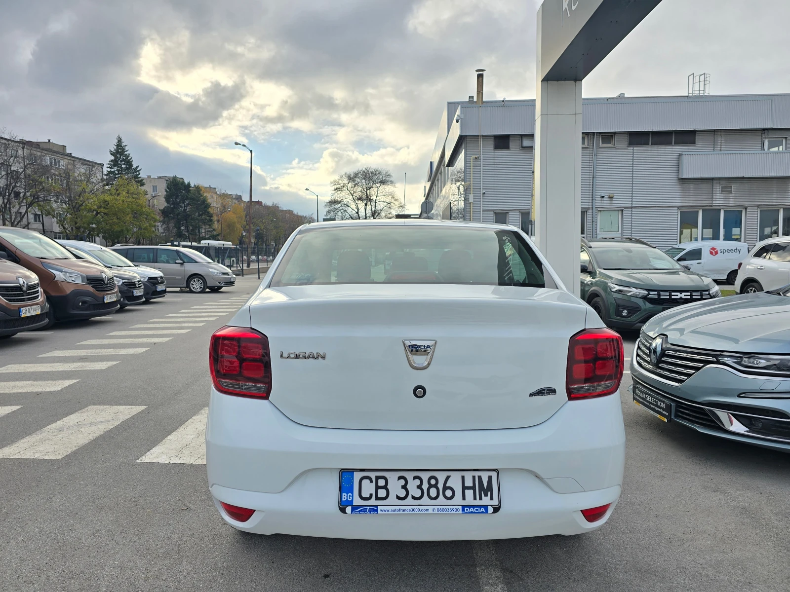 Dacia Logan 1.5 dCi - изображение 4