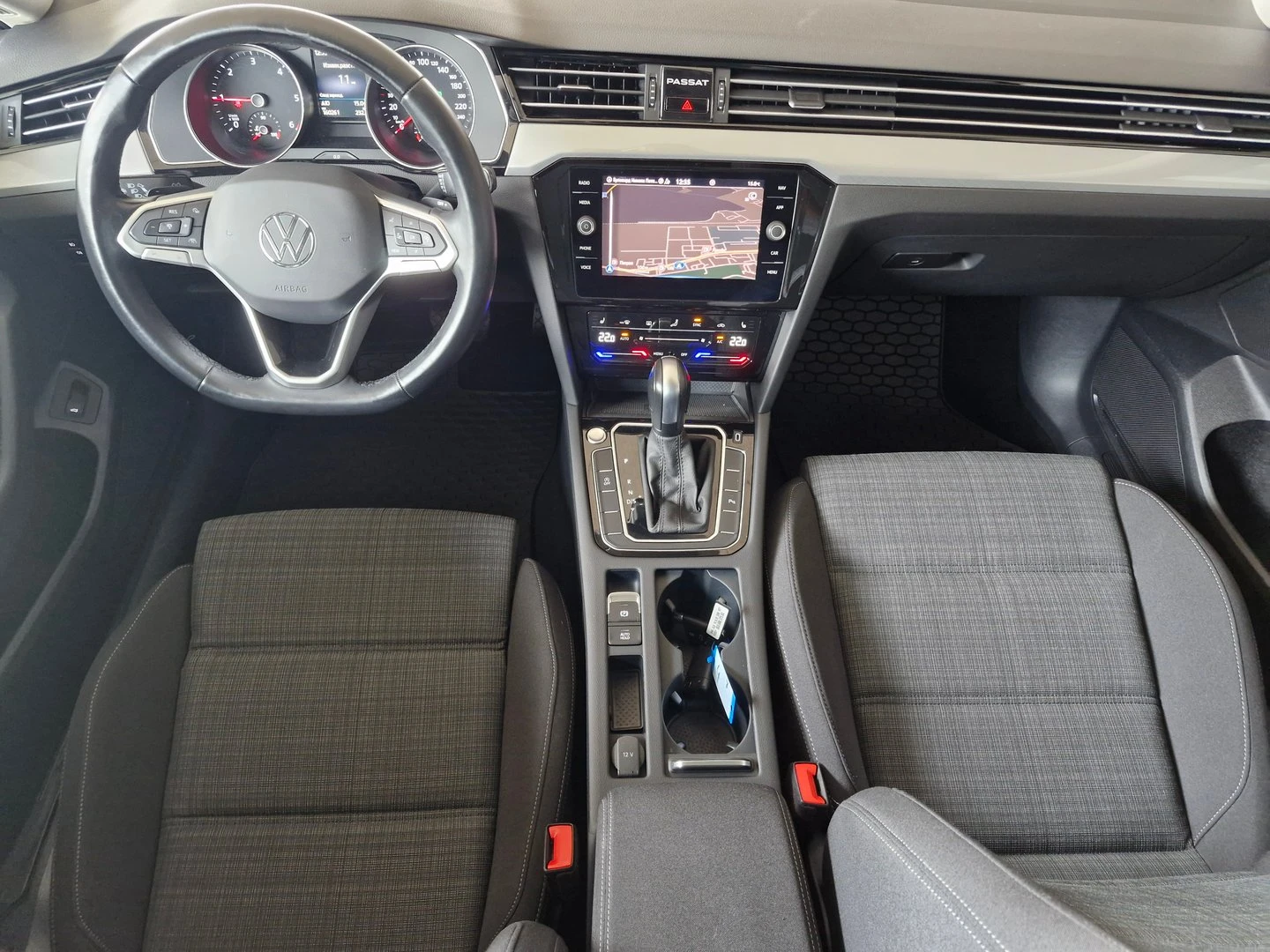 VW Passat Business 2.0 TDI SCR DSG | Mobile.bg � ����������� 4