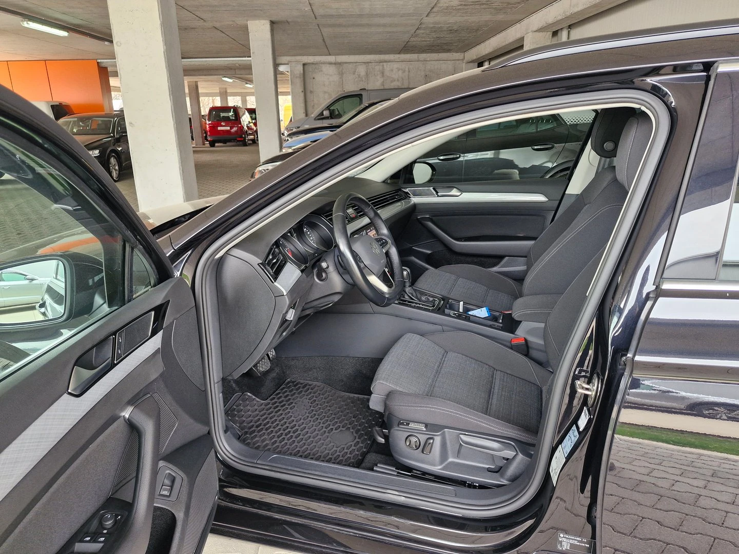 VW Passat Business 2.0 TDI SCR DSG | Mobile.bg � ����������� 6