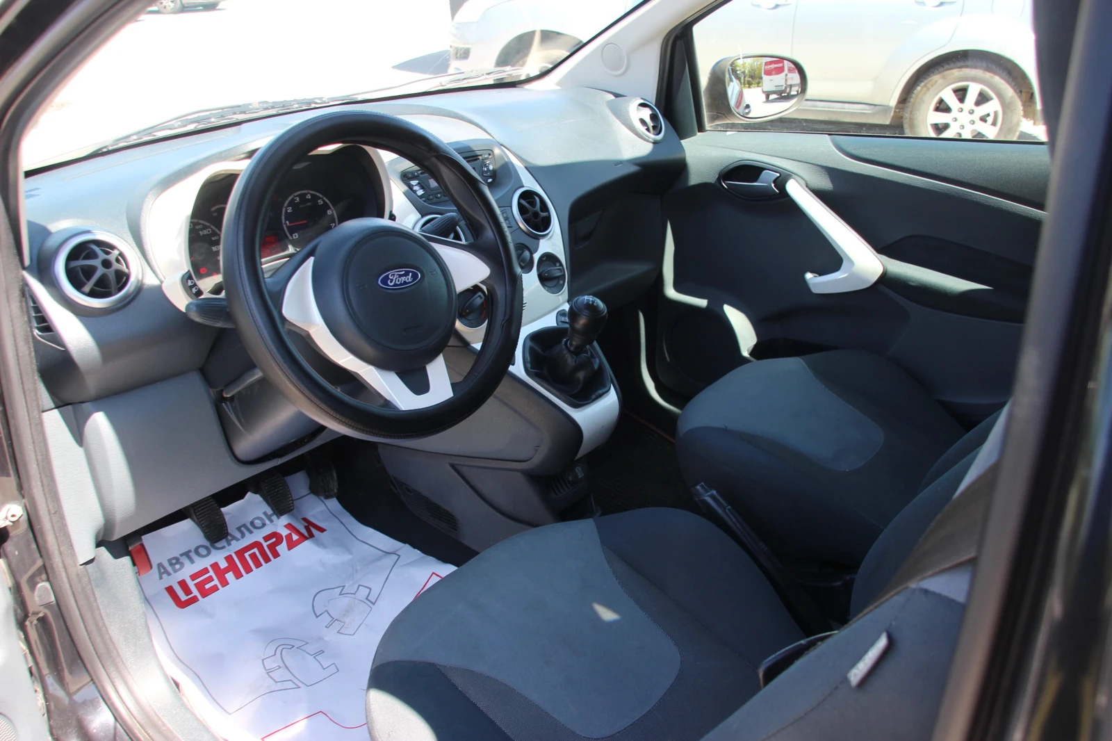 Ford Ka 1.2i  69 кс. с регистрация  - изображение 9