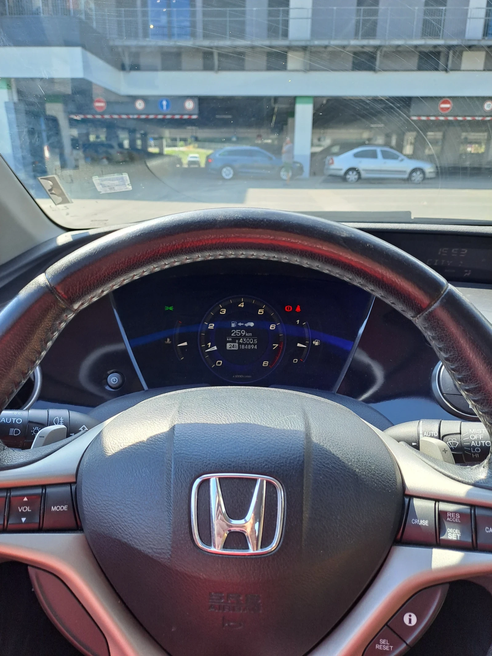 Honda Civic 1, 8 iVTEC, 140 к.с. - изображение 7