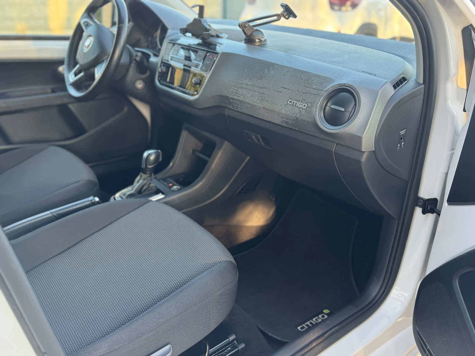 Skoda Citigo EV 36.8 kWh - изображение 10