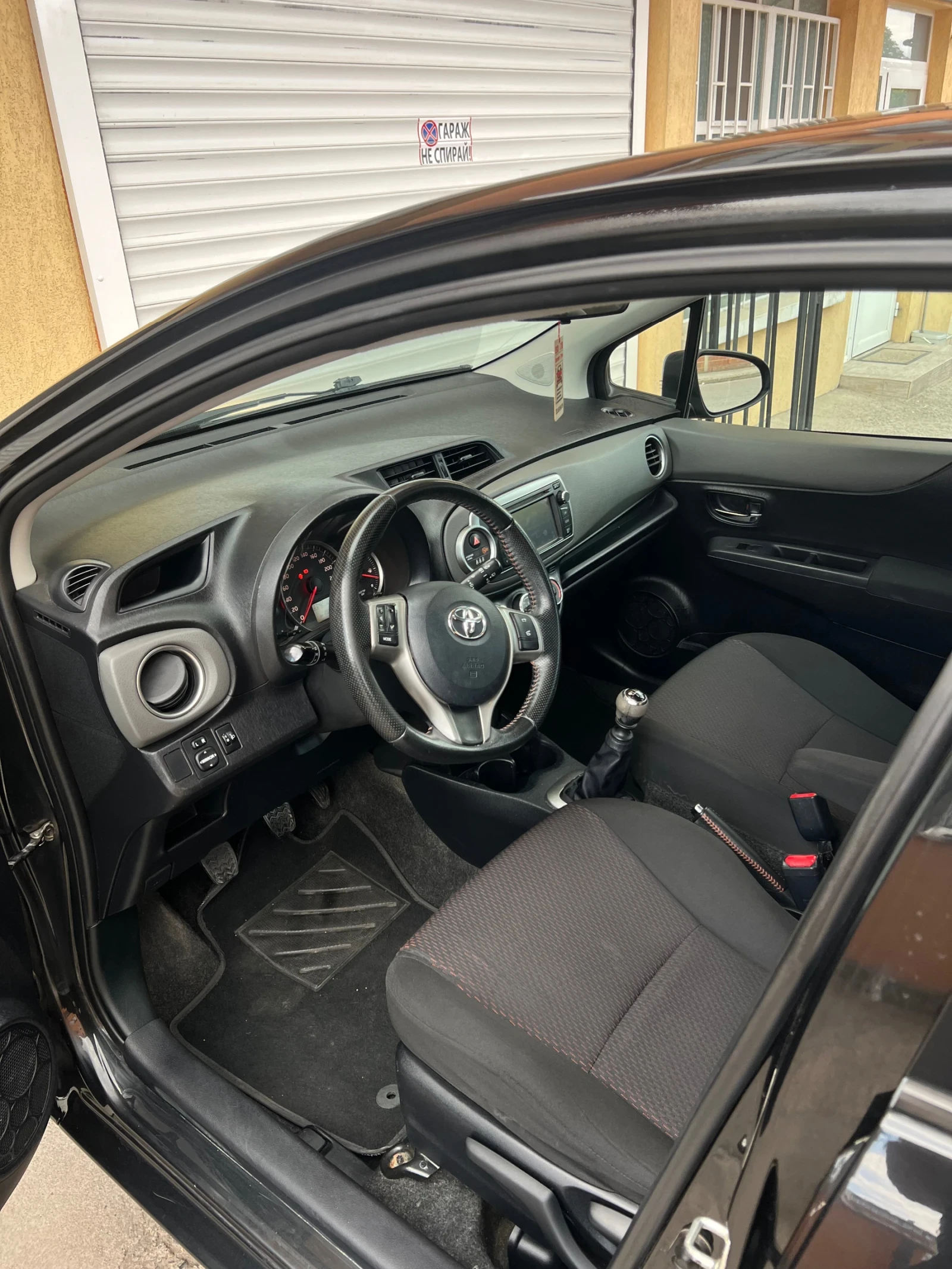 Toyota Yaris 1.3i Камера/Климатик - изображение 8