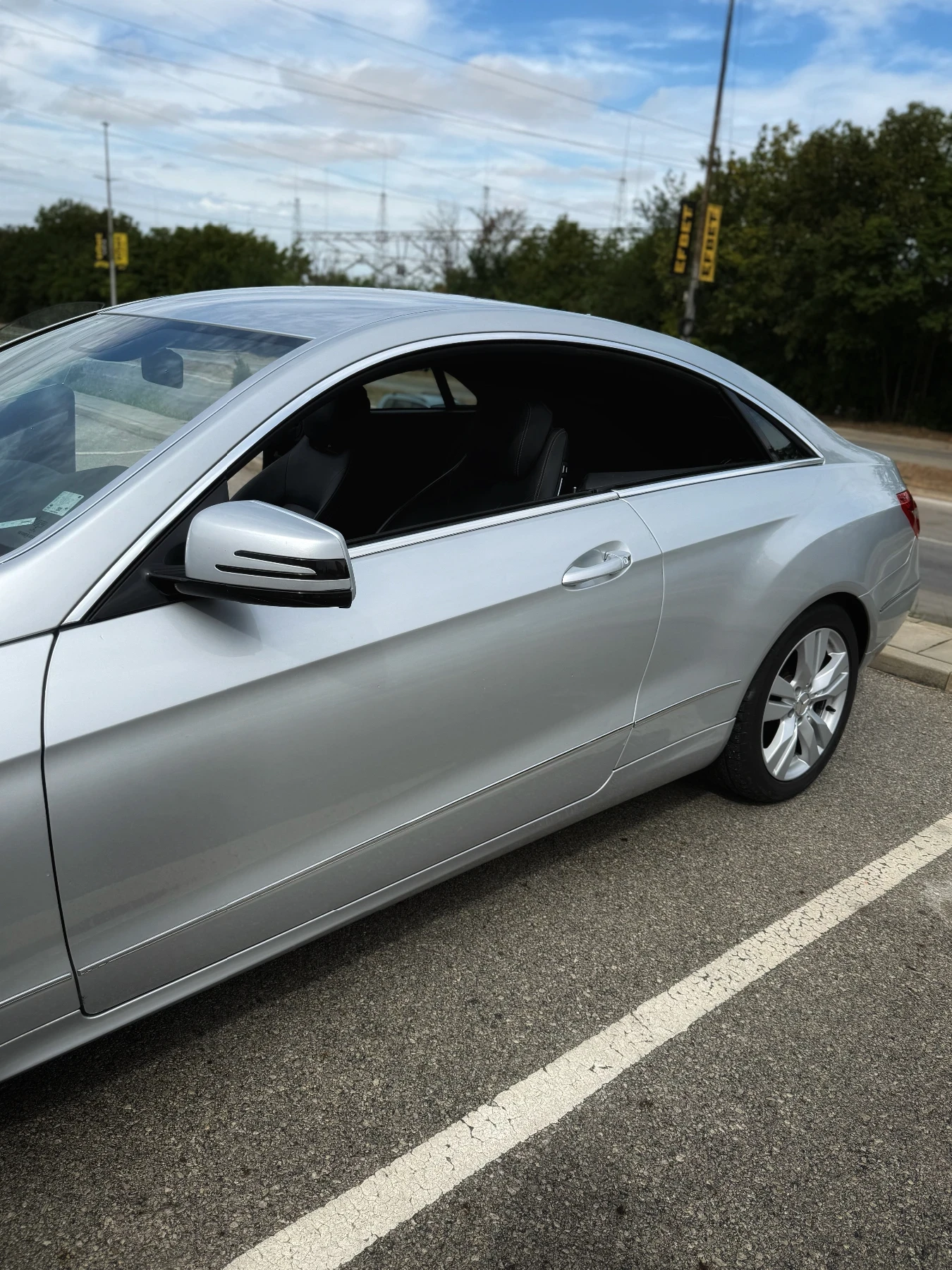 Mercedes-Benz E 250 ОБСЛУЖЕН/КУПЕ/ИТАЛИЯ/2-РИ СОБСТВЕНИК/РЕАЛНИ КМ - изображение 4