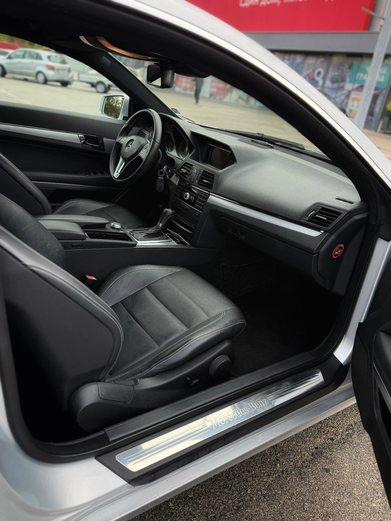 Mercedes-Benz E 250 ��������//��� ����//2-�� ���������//������ | Mobile.bg � ����������� 11