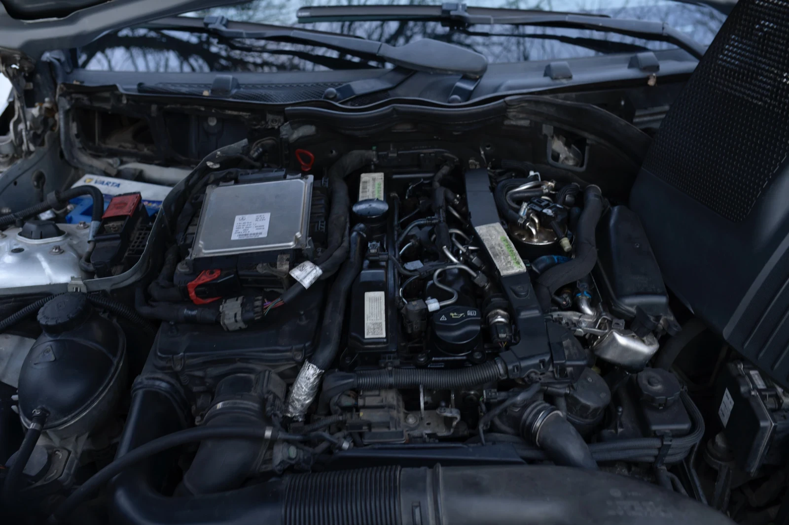 Mercedes-Benz E 250 ОБСЛУЖЕН//НОВ ВНОС//2-РИ СОБСТВЕНИК//ИТАЛИЯ, снимка 14 - Автомобили и джипове - 52916765