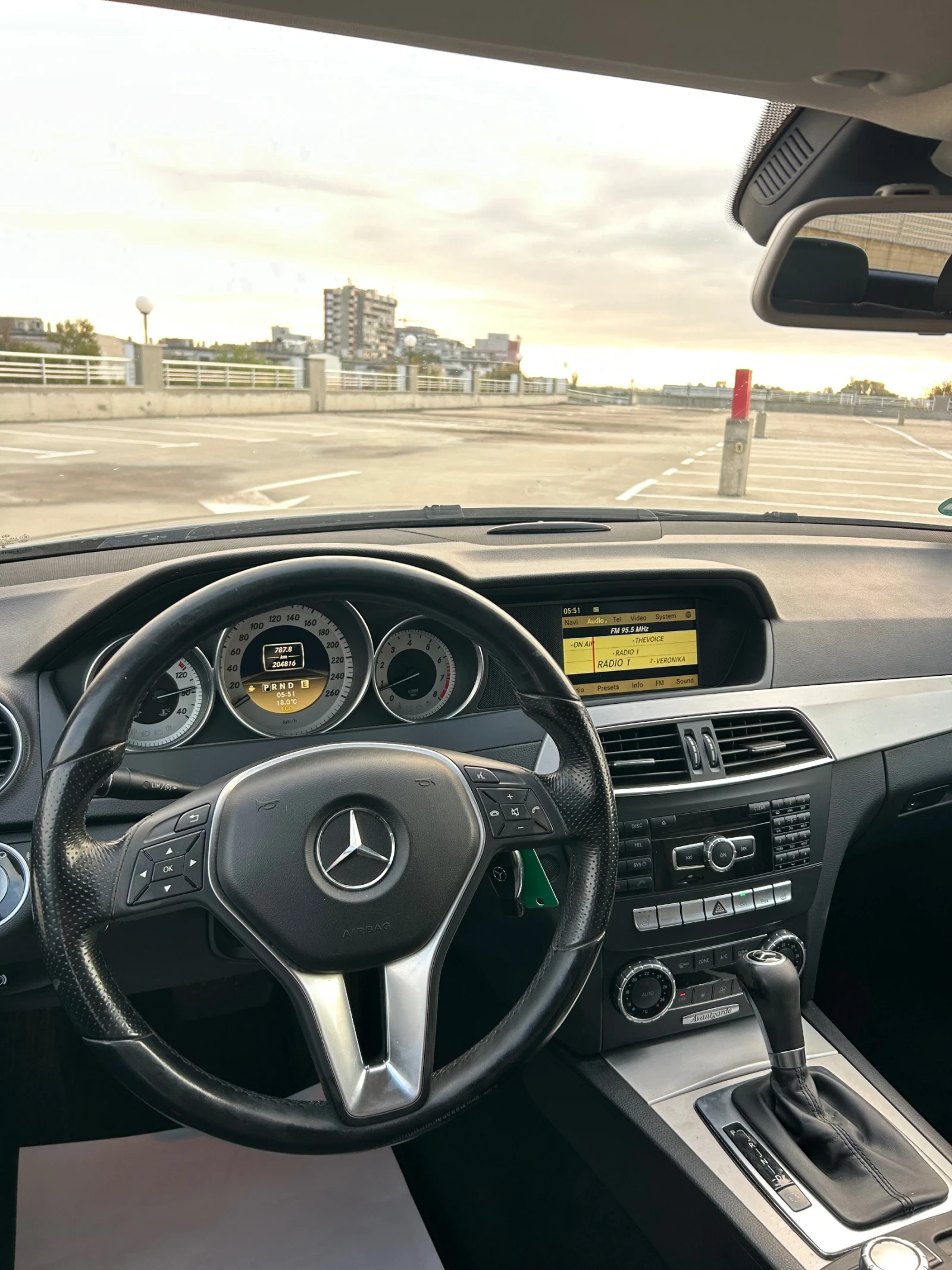 Mercedes-Benz C 180  // Avantgarde // 7G  | Mobile.bg   11