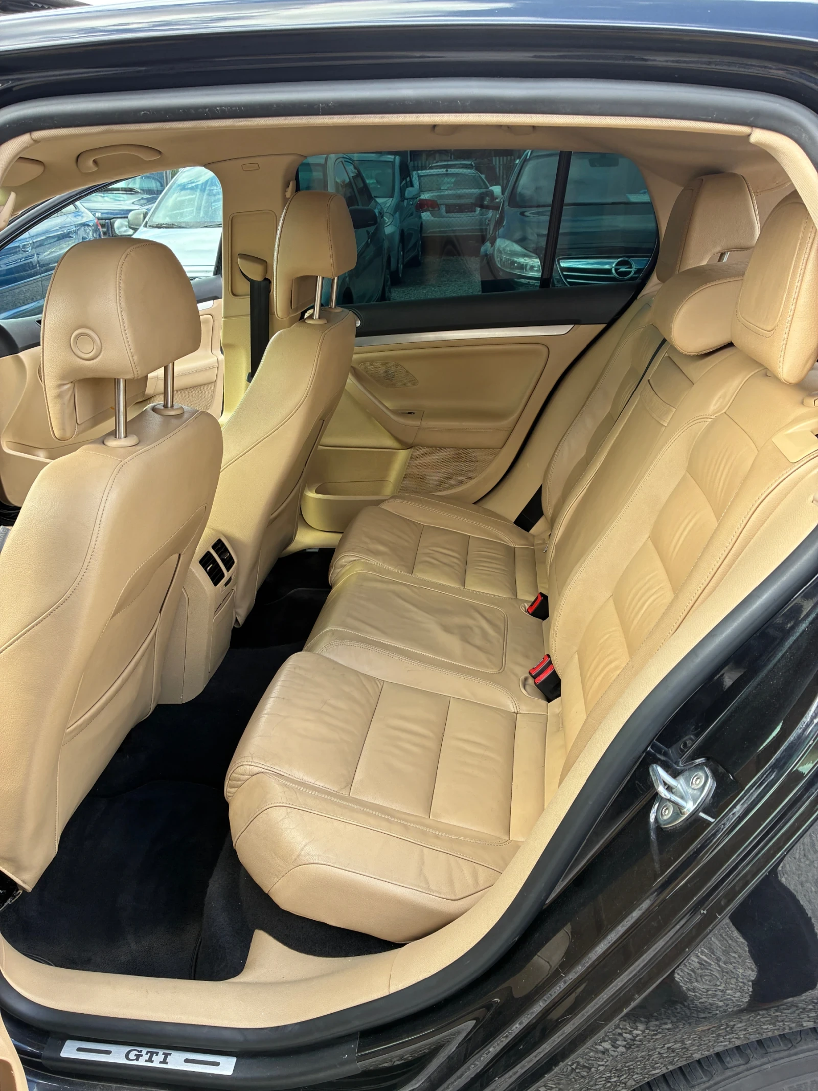 VW Golf GTI DSG | Mobile.bg   8