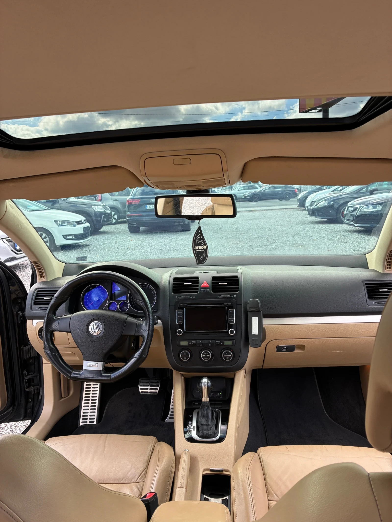 VW Golf GTI DSG | Mobile.bg   11