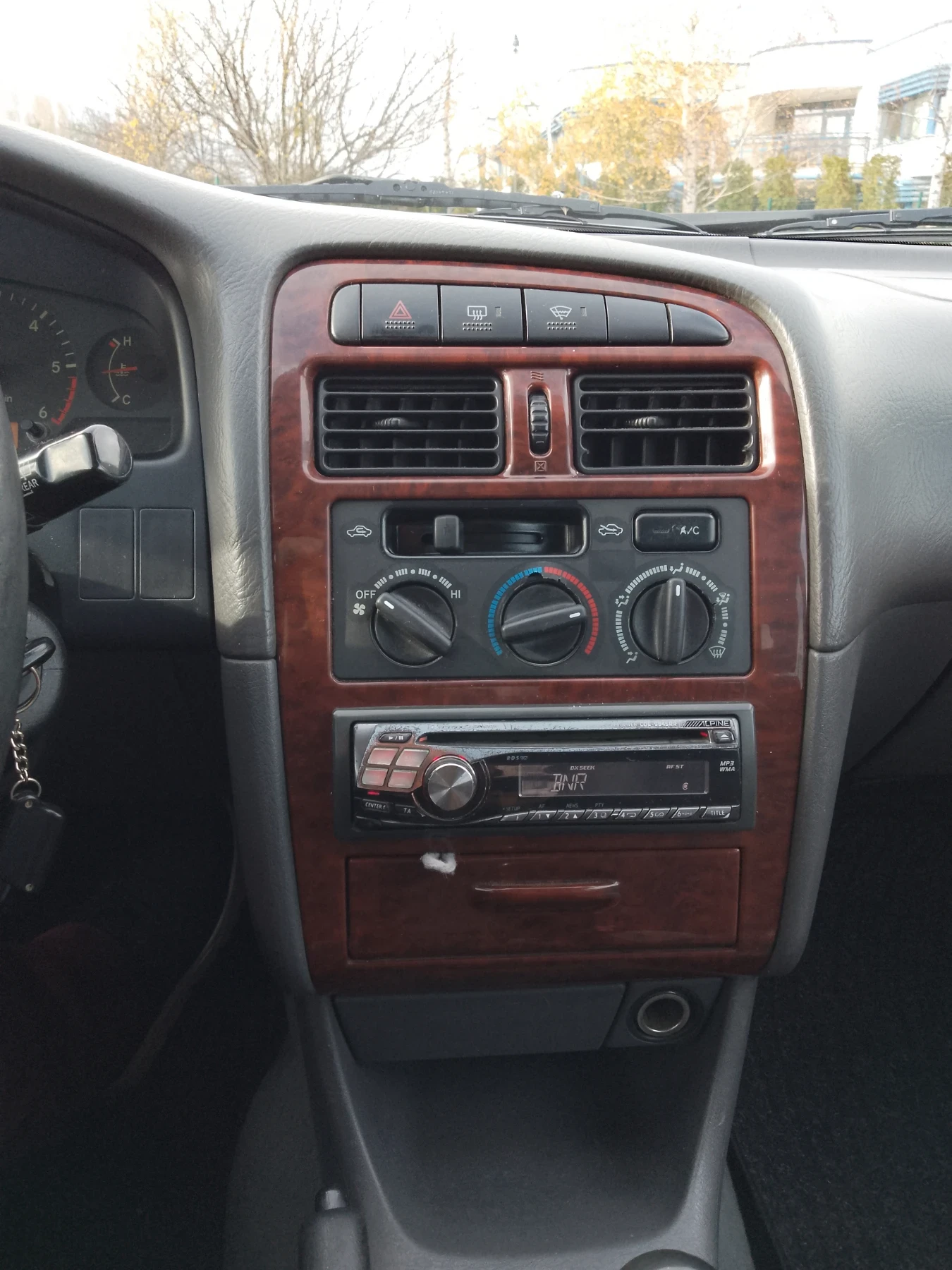 Toyota Avensis 2.0TD - изображение 10