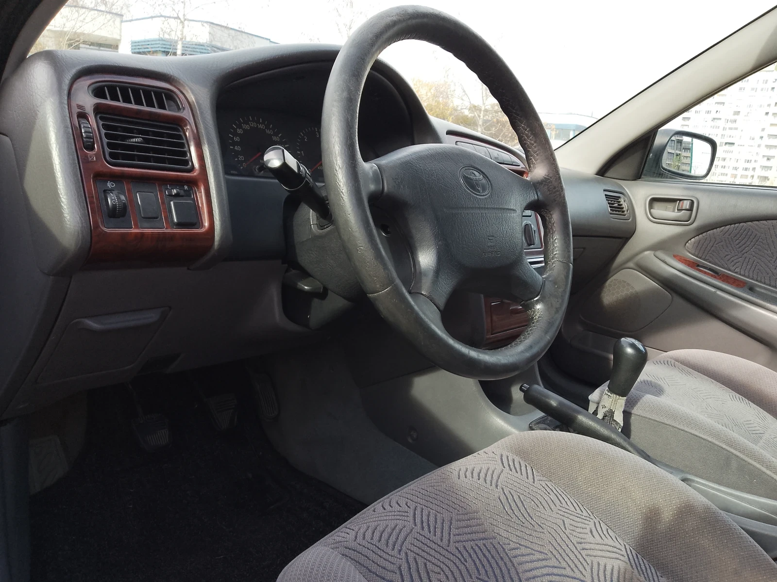 Toyota Avensis 2.0TD - изображение 8