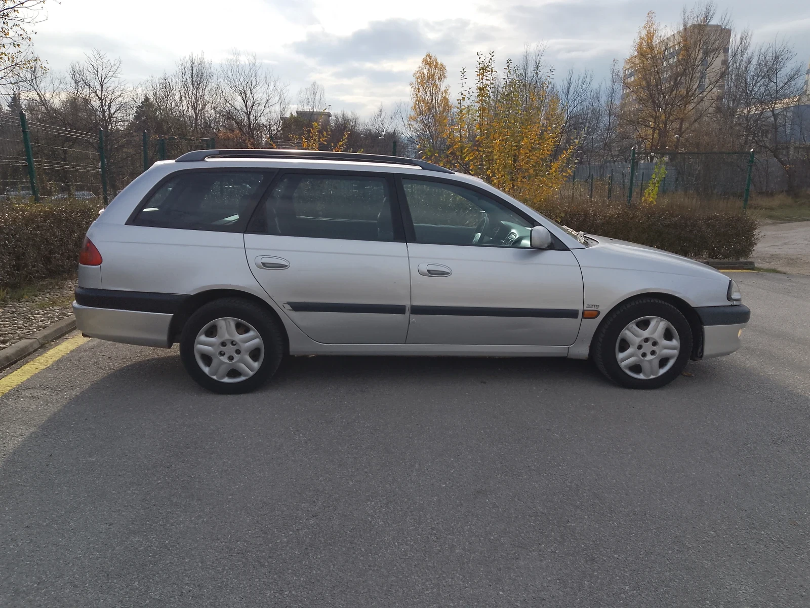 Toyota Avensis 2.0TD - изображение 6