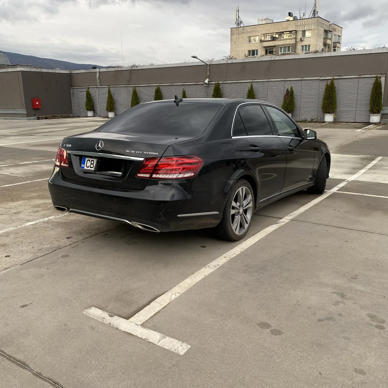 Mercedes-Benz E 300 Bluetec Hybrid  | Mobile.bg   4