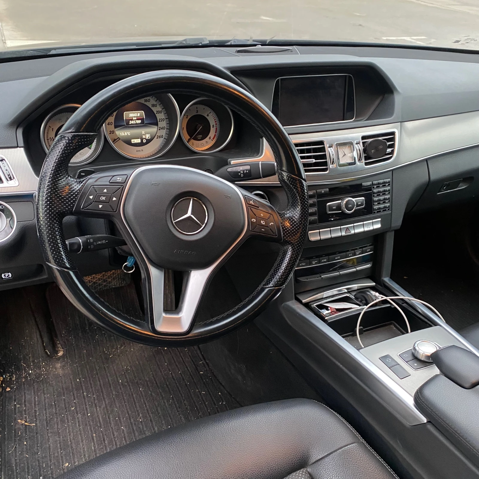 Mercedes-Benz E 300 Bluetec Hybrid  | Mobile.bg   7