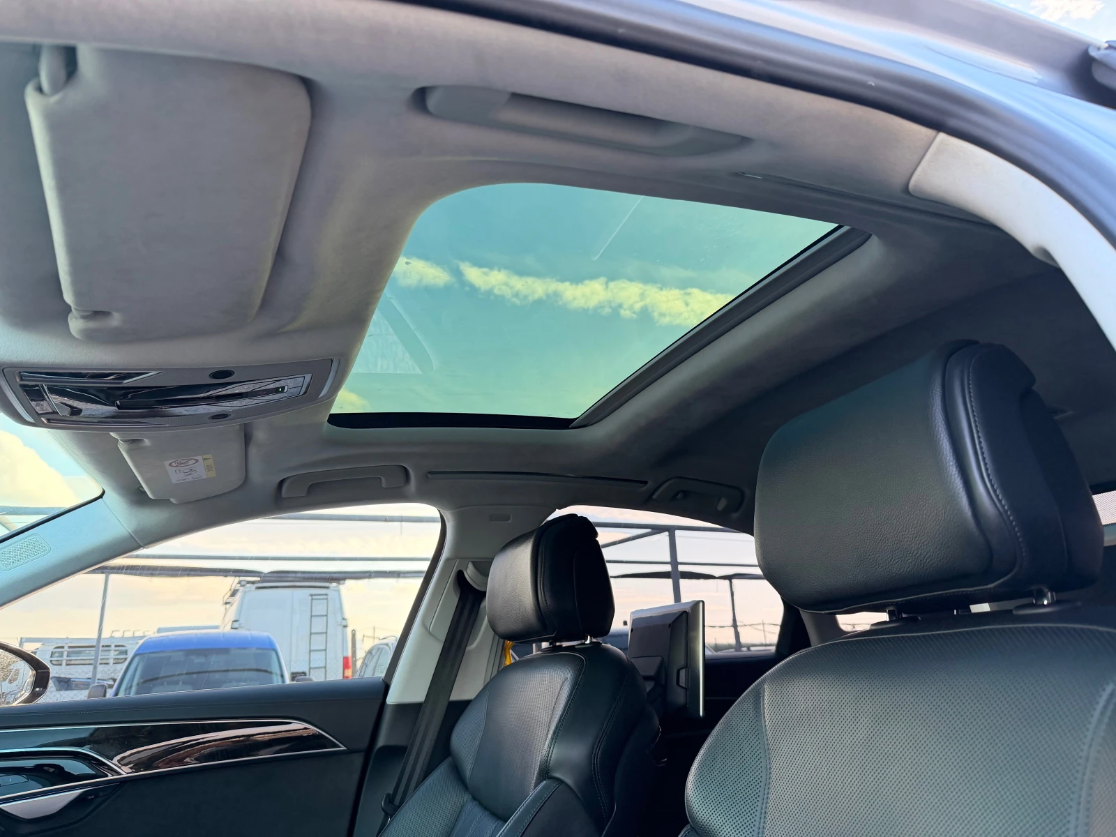 Audi A8 EXCLUSIVE | Mobile.bg � ����������� 9