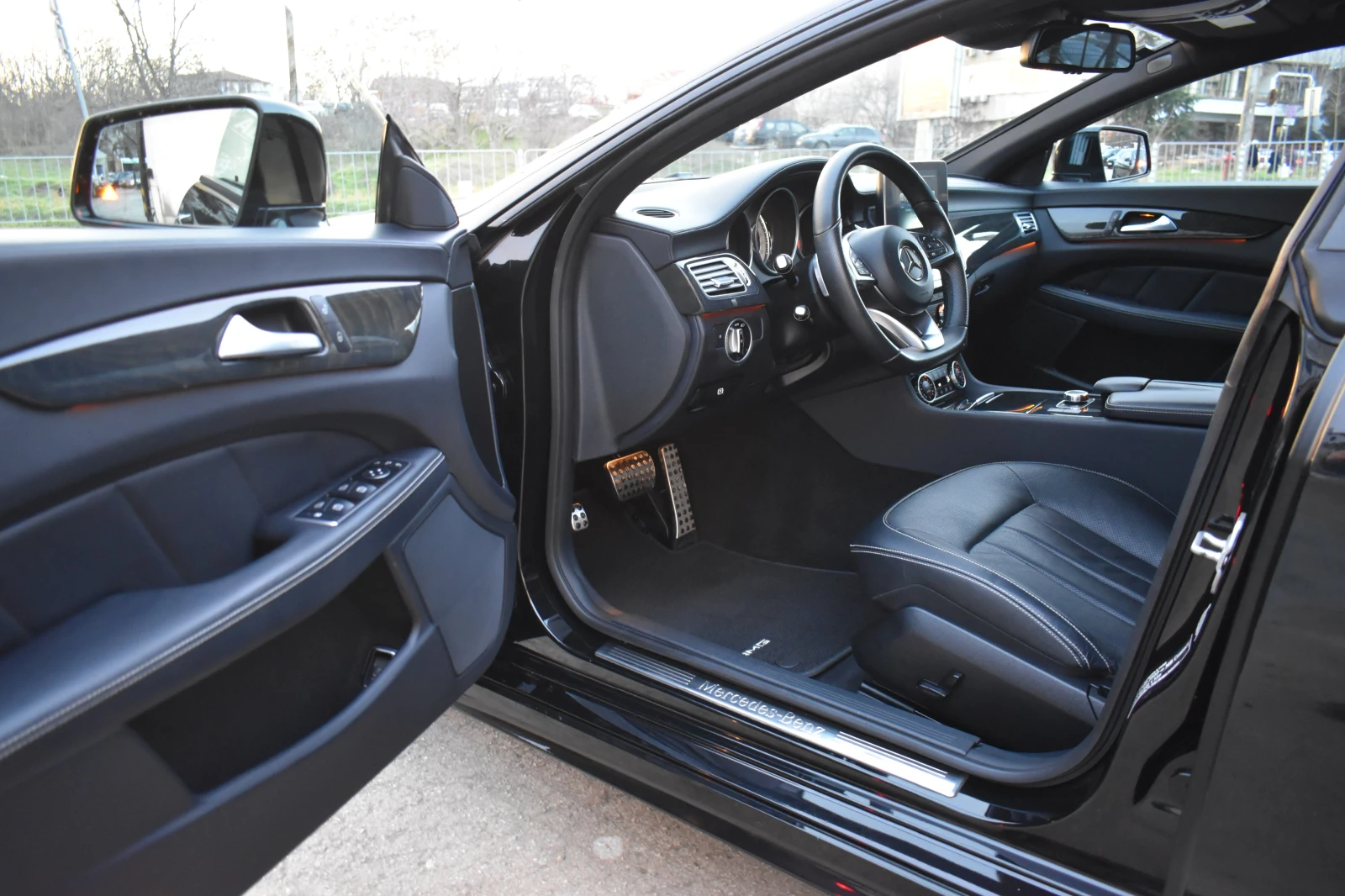 Mercedes-Benz CLS 350 AMG* 4MATIC* FACELIFT - изображение 7