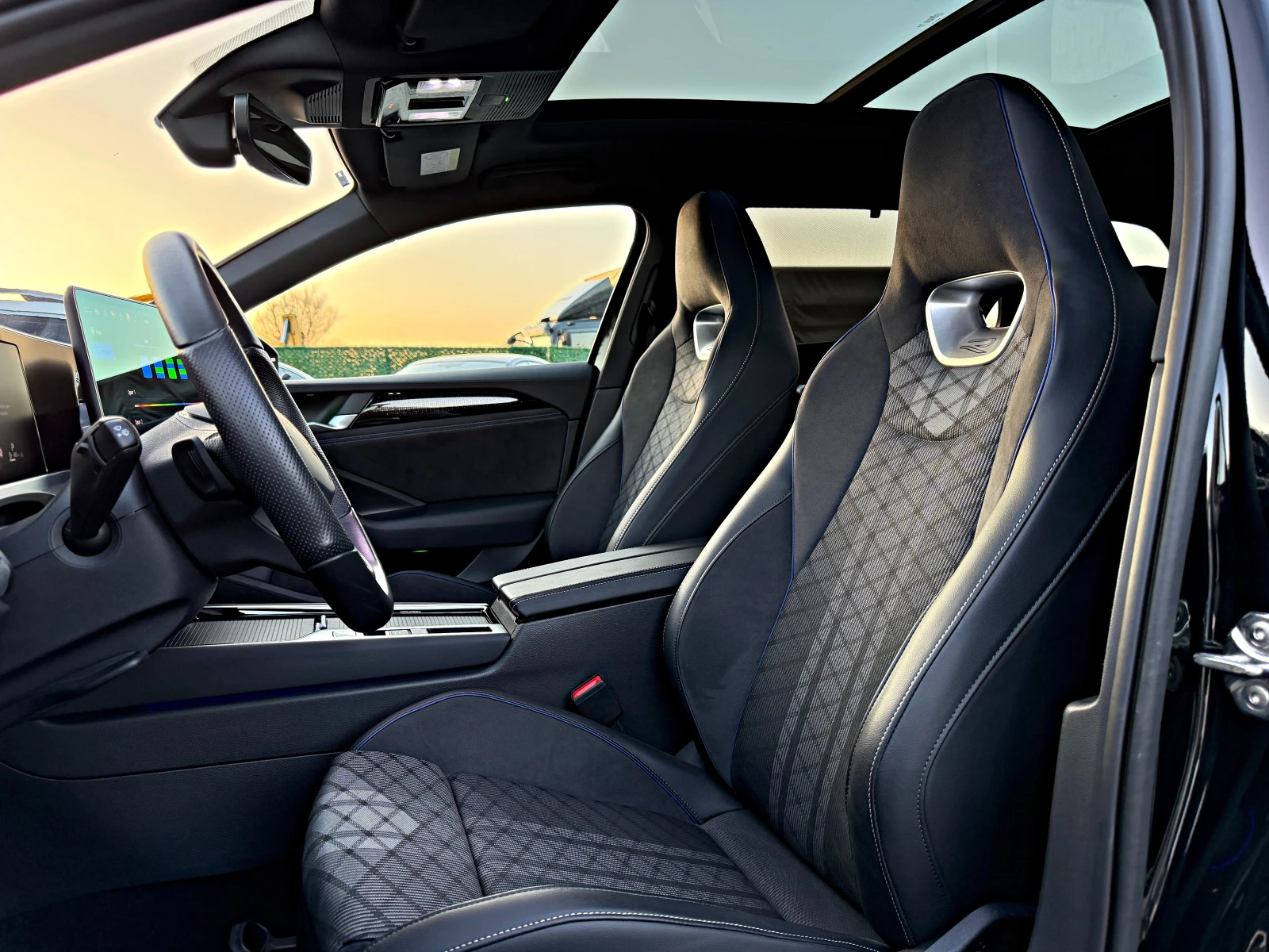 VW Passat R Line 4 MOTION, снимка 8 - Автомобили и джипове - 53839741