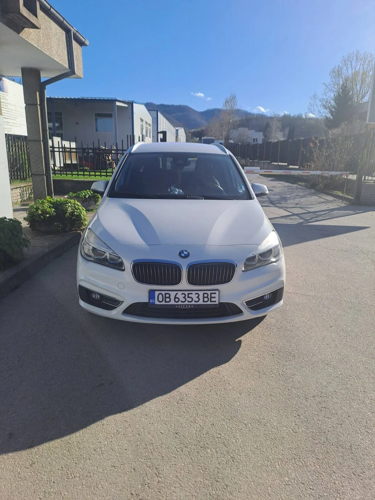 BMW 218, снимка 10 - Автомобили и джипове - 54140973
