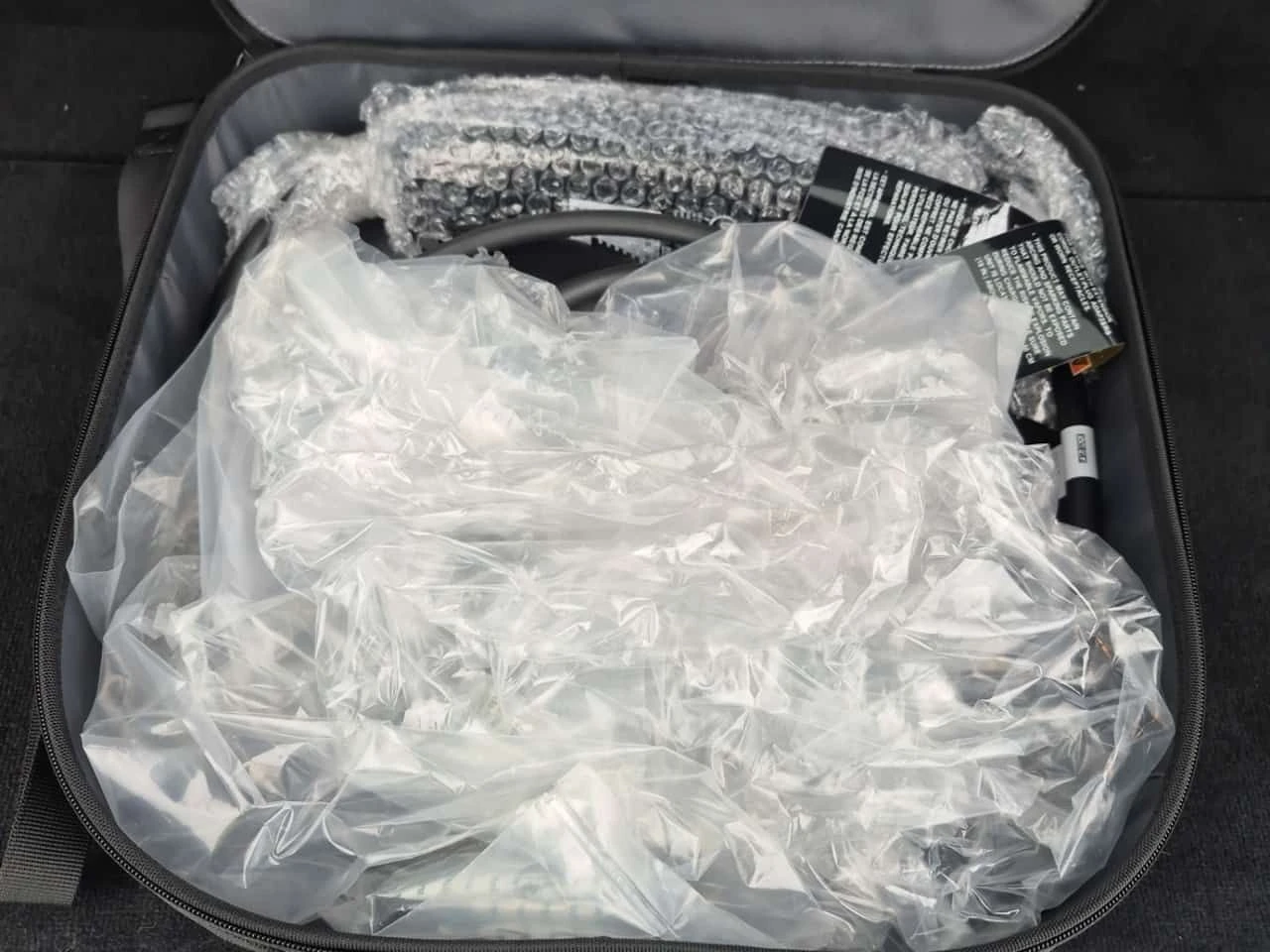 Mercedes-Benz EQS 580| BURMESTER| ОБДУХВАНЕ| HEAD-UP c AR| PANO| , снимка 17 - Автомобили и джипове - 54226844