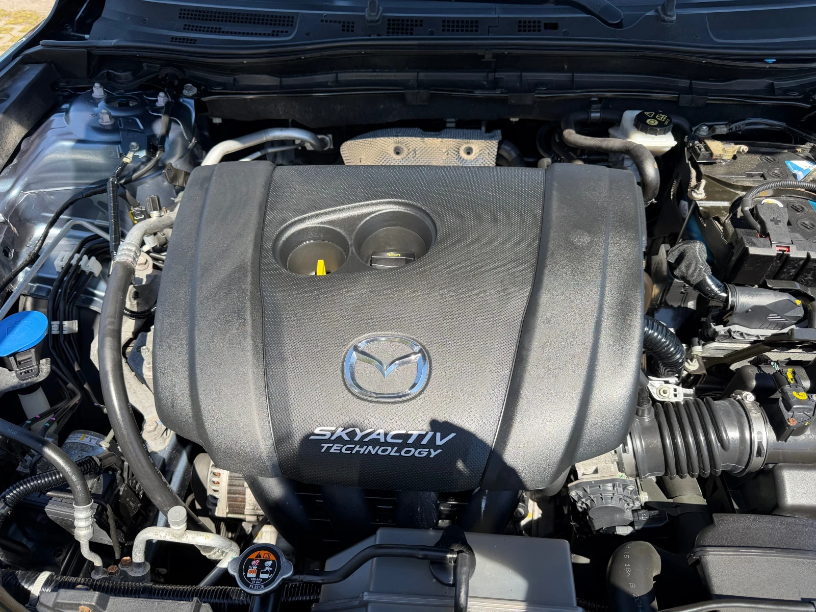 Mazda 3 2.0 16V SPORT GT, снимка 13 - Автомобили и джипове - 54238496