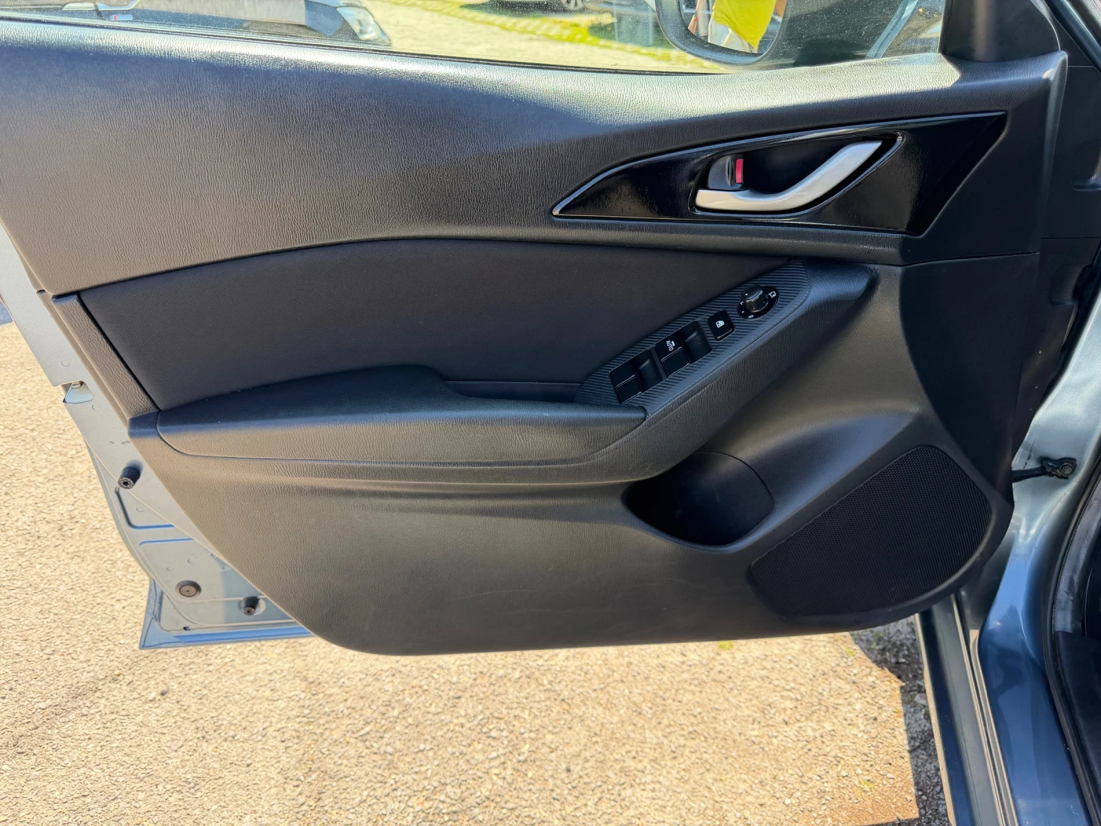 Mazda 3 2.0 16V SPORT GT, снимка 8 - Автомобили и джипове - 54238496