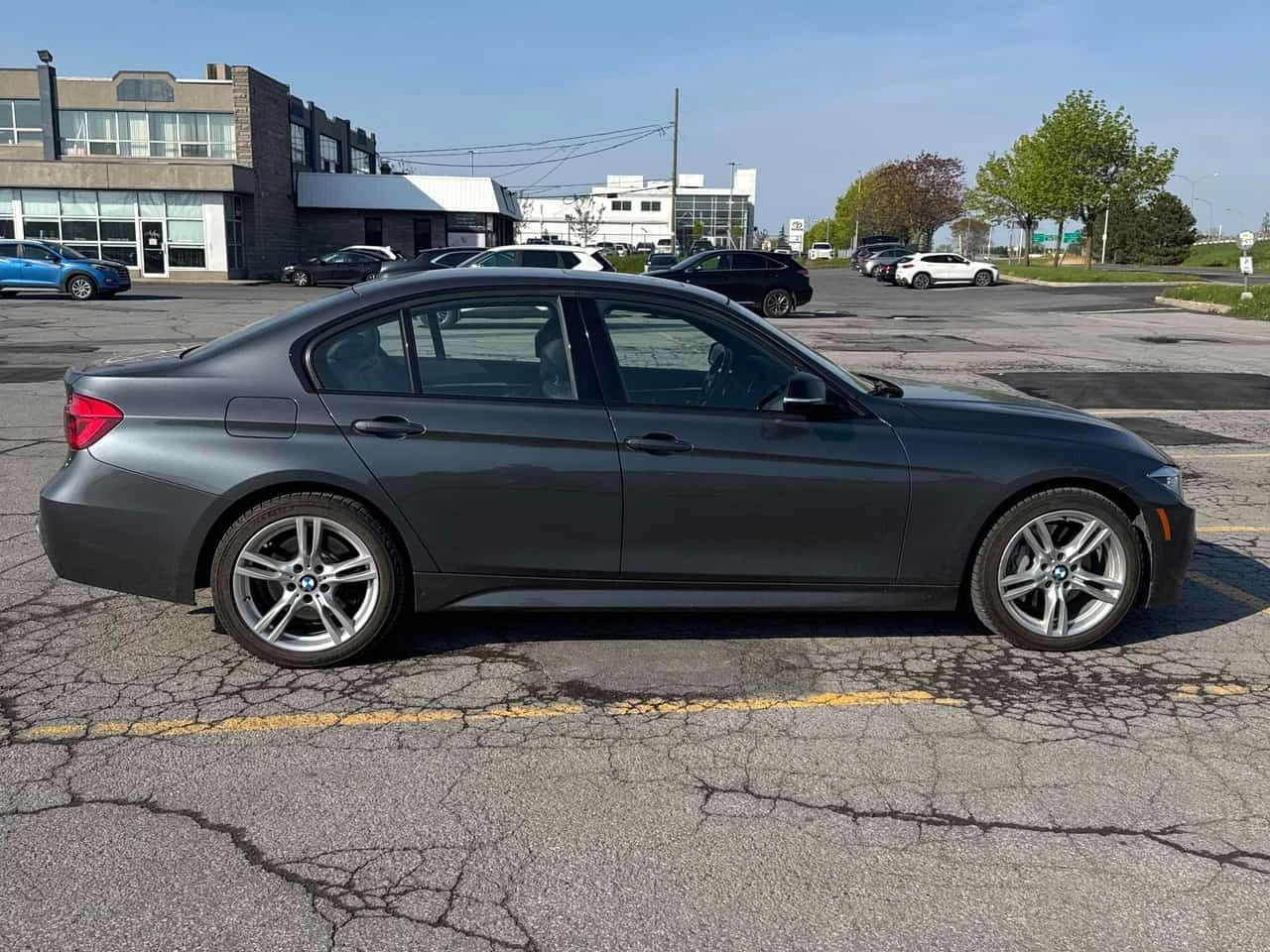 BMW 340 xDrive/ШИБИДАХ/HARMAN KARDON, снимка 4 - Автомобили и джипове - 54601134