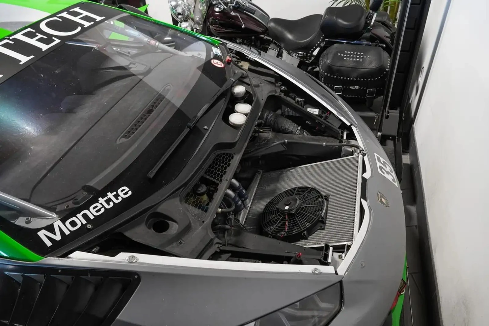 Lamborghini Huracan SUPER TROFEO * AвтоКредит * (ЦЕНА ДО БГ), снимка 13 - Автомобили и джипове - 55139195