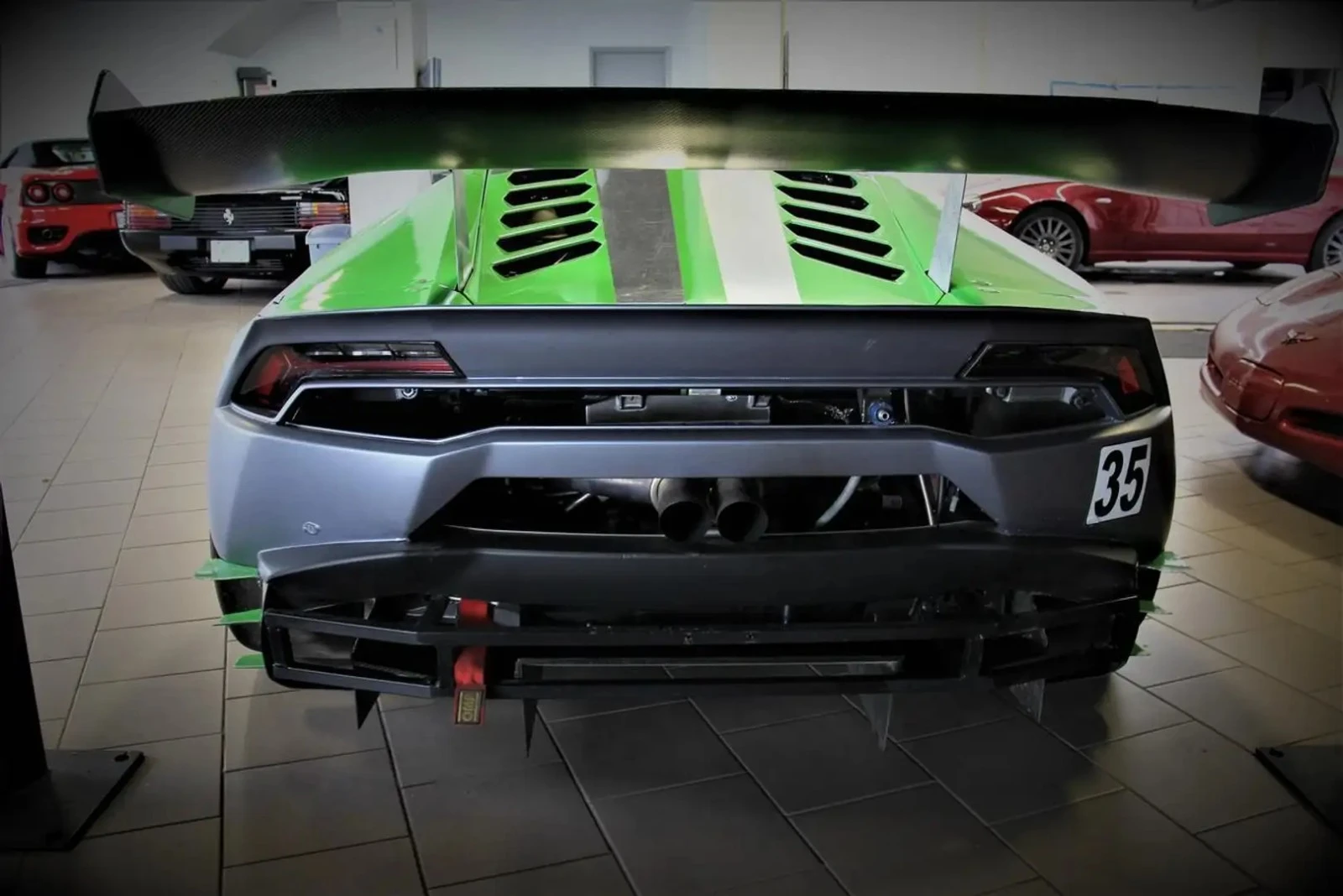 Lamborghini Huracan SUPER TROFEO * AвтоКредит * (ЦЕНА ДО БГ), снимка 6 - Автомобили и джипове - 55139195