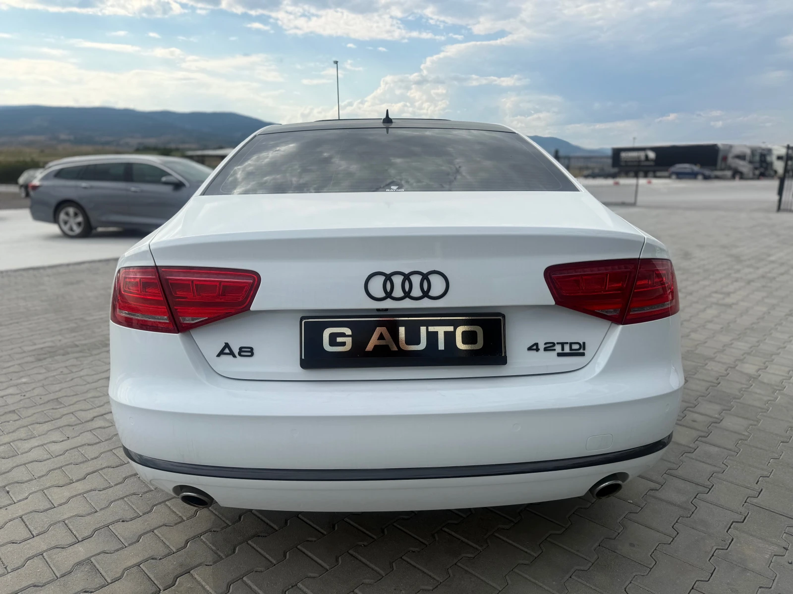 Audi A8 4.2TDI Собствен лизинг !!!, снимка 6 - Автомобили и джипове - 55228717