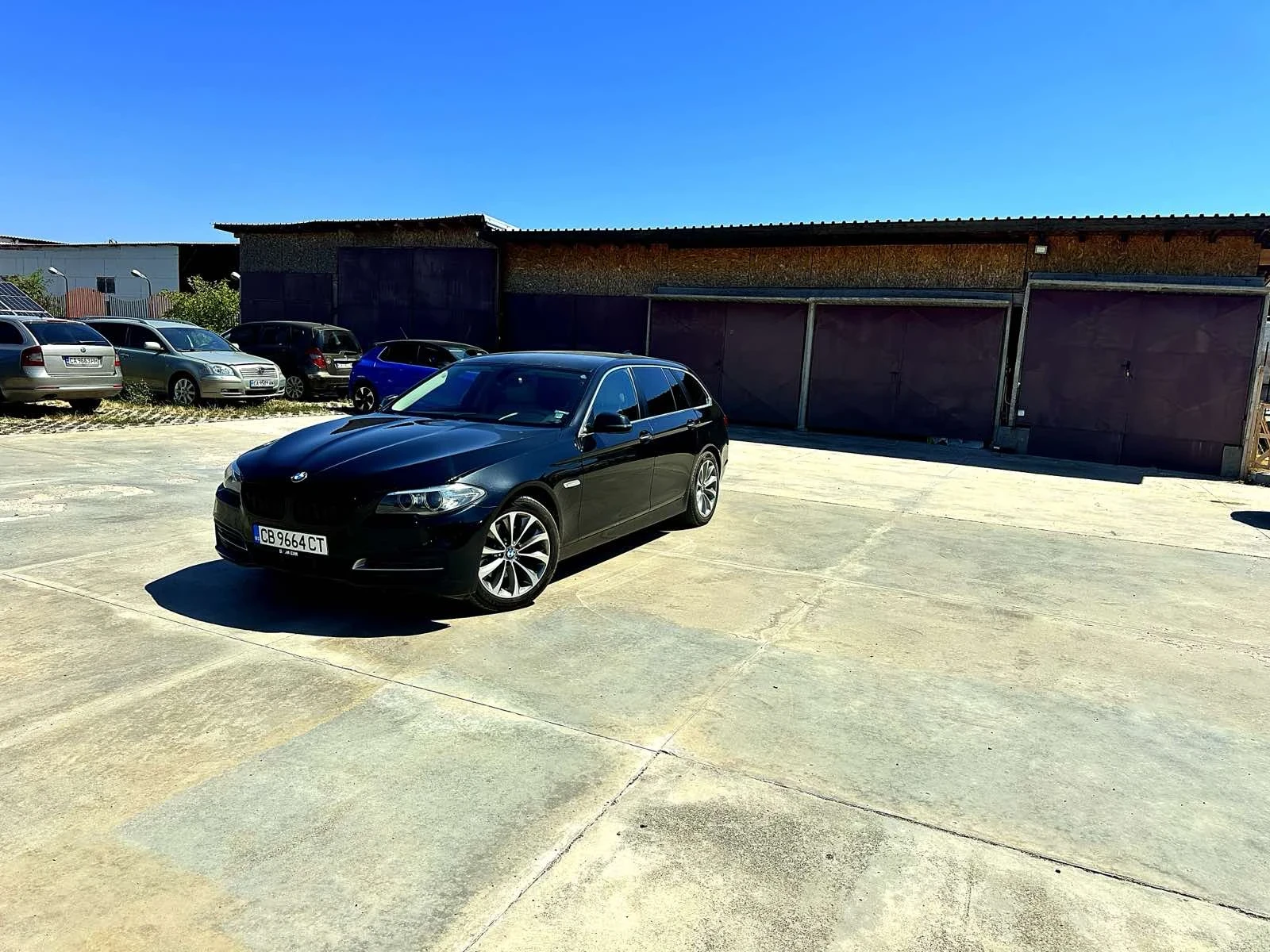 BMW 520, снимка 12 - Автомобили и джипове - 55780047
