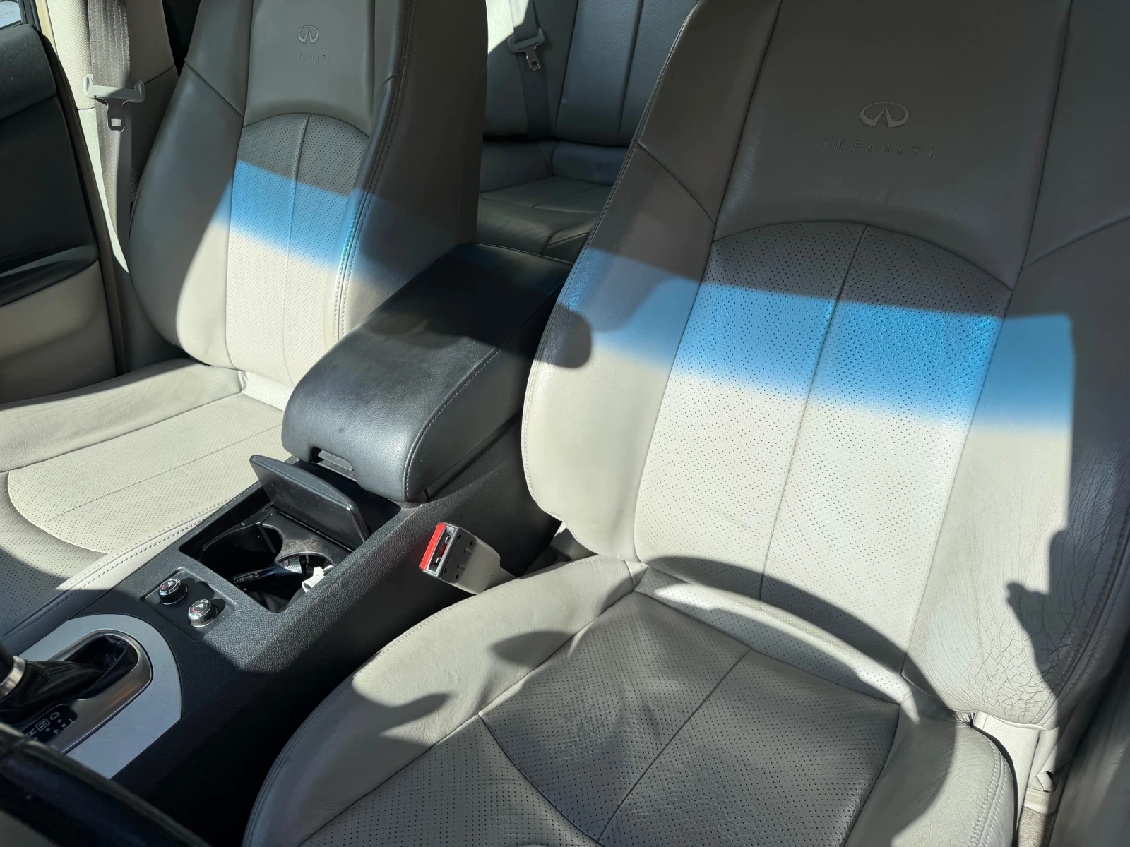 Infiniti G37, снимка 6 - Автомобили и джипове - 55816922