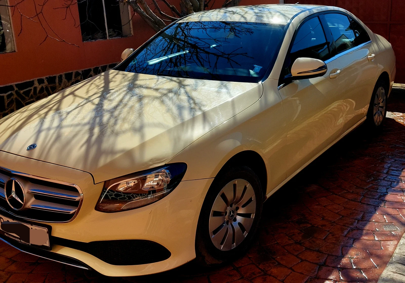 Mercedes-Benz E 200, снимка 16 - Автомобили и джипове - 55959996