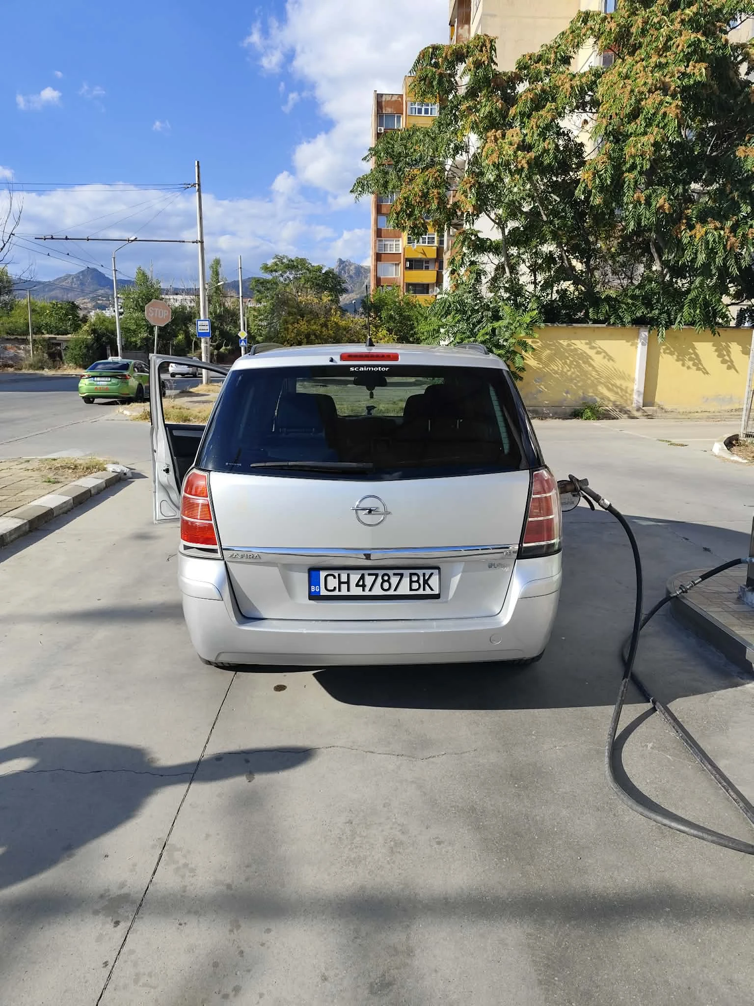 Opel Zafira Ван, снимка 11 - Автомобили и джипове - 56024271