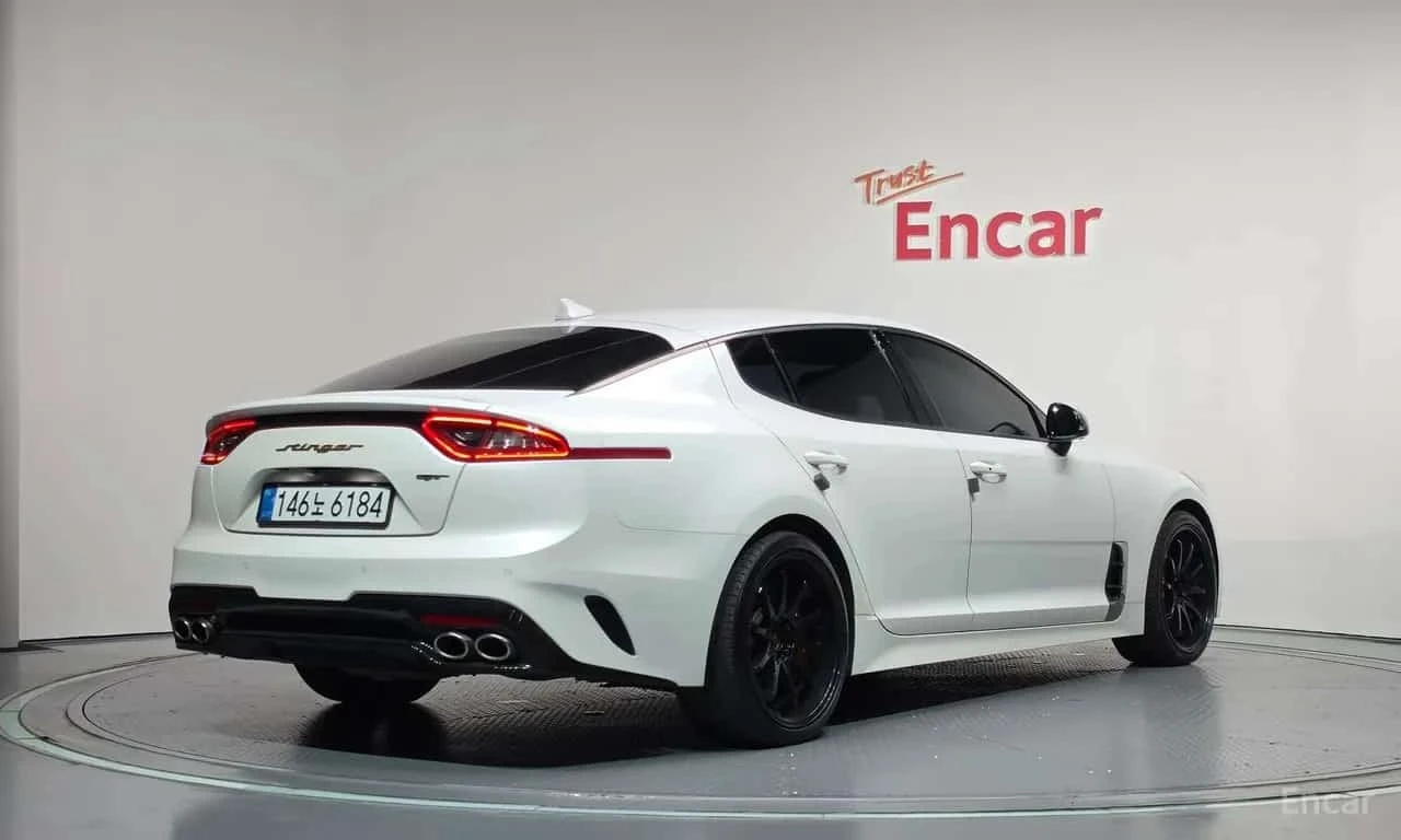 Kia Stinger * 3.3 Turbo 2WD * ЦЕНА ДО БГ, снимка 2 - Автомобили и джипове - 56180744
