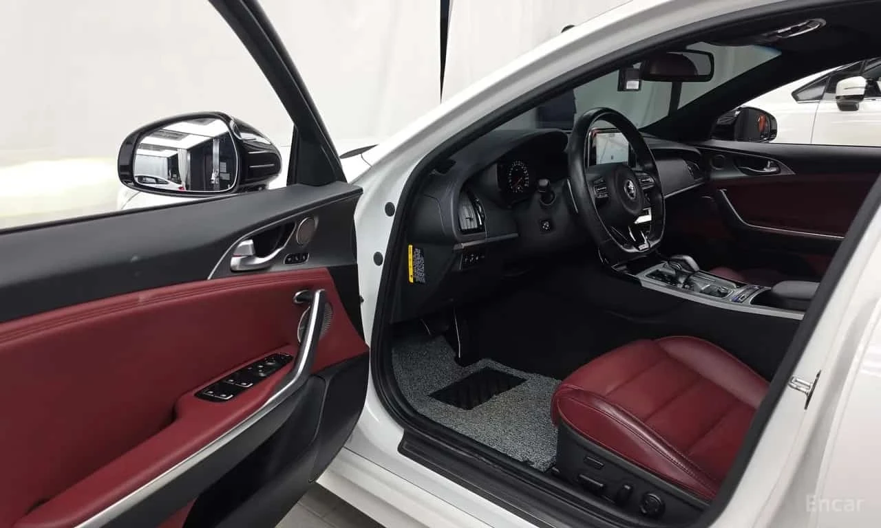 Kia Stinger * 3.3 Turbo 2WD * ЦЕНА ДО БГ, снимка 6 - Автомобили и джипове - 56180744