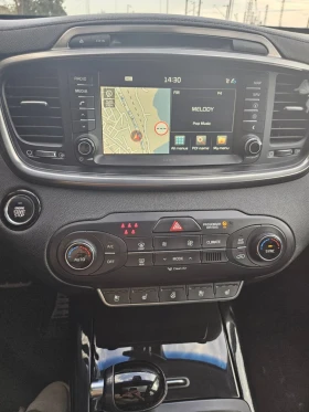 Kia Sorento 2.2 CRDI 4x4 PLATINUM, снимка 13