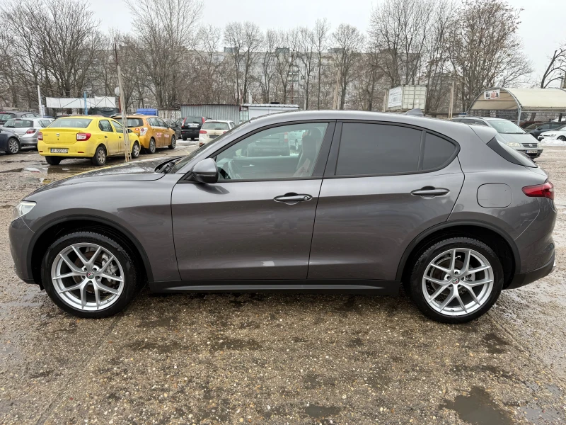 Alfa Romeo Stelvio Q4 210 kc, снимка 4 - Автомобили и джипове - 49326193