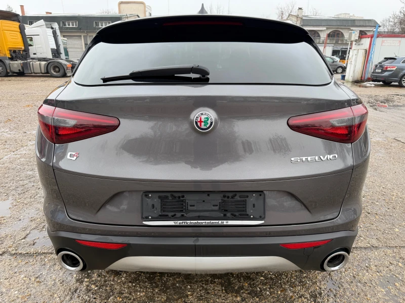 Alfa Romeo Stelvio Q4 210 kc, снимка 8 - Автомобили и джипове - 49326193