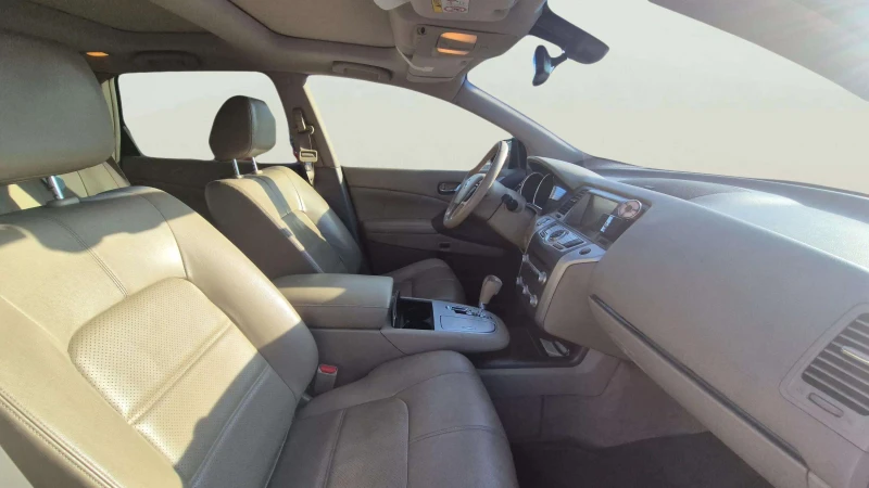 Nissan Murano 2.5 TDCi, снимка 10 - Автомобили и джипове - 51751217