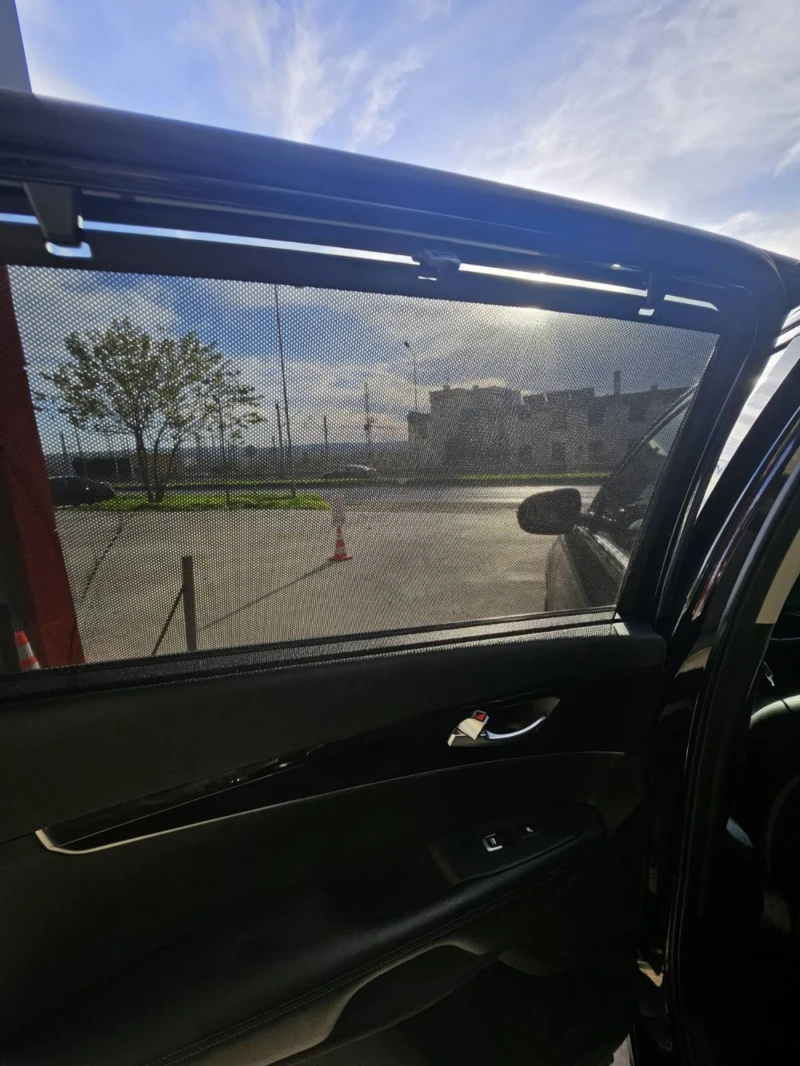 Kia Sorento 2.2 CRDI 4x4 PLATINUM, снимка 15 - Автомобили и джипове - 52566803