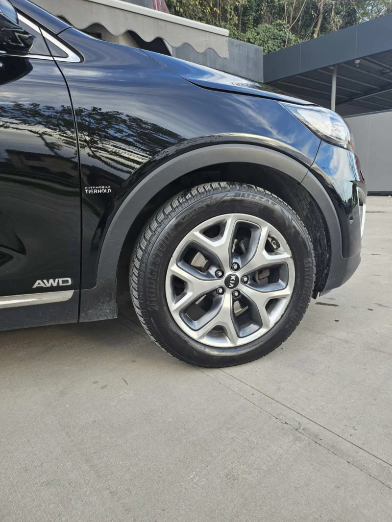 Kia Sorento 2.2 CRDI 4x4 PLATINUM, снимка 5 - Автомобили и джипове - 52566803