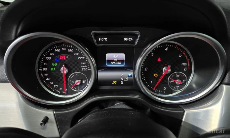 Mercedes-Benz GLE 350, снимка 8 - Автомобили и джипове - 52803543