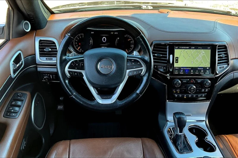 Jeep Grand cherokee Summit* 4WD* АвтоКредит* (ЦЕНА ДО БГ), снимка 4 - Автомобили и джипове - 53434364