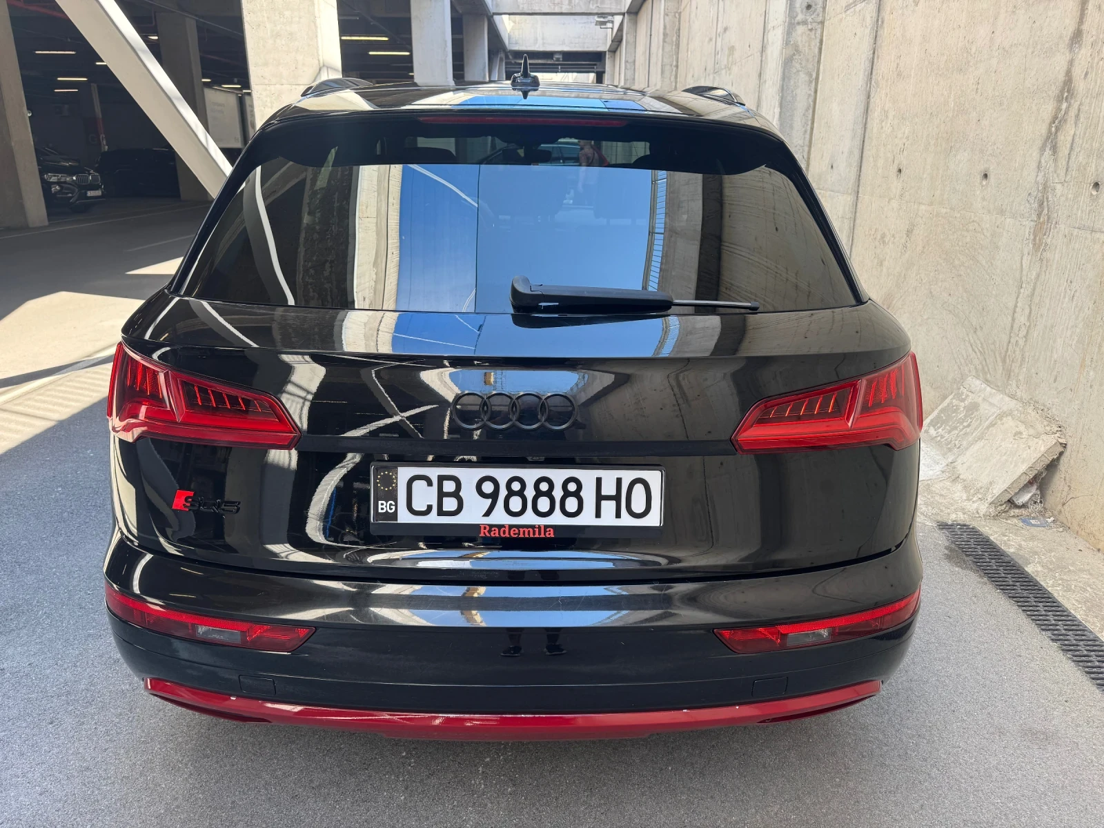 Audi Q5  2.0 TFSI Quattro S tronic | 2019 | Черен м - изображение 7