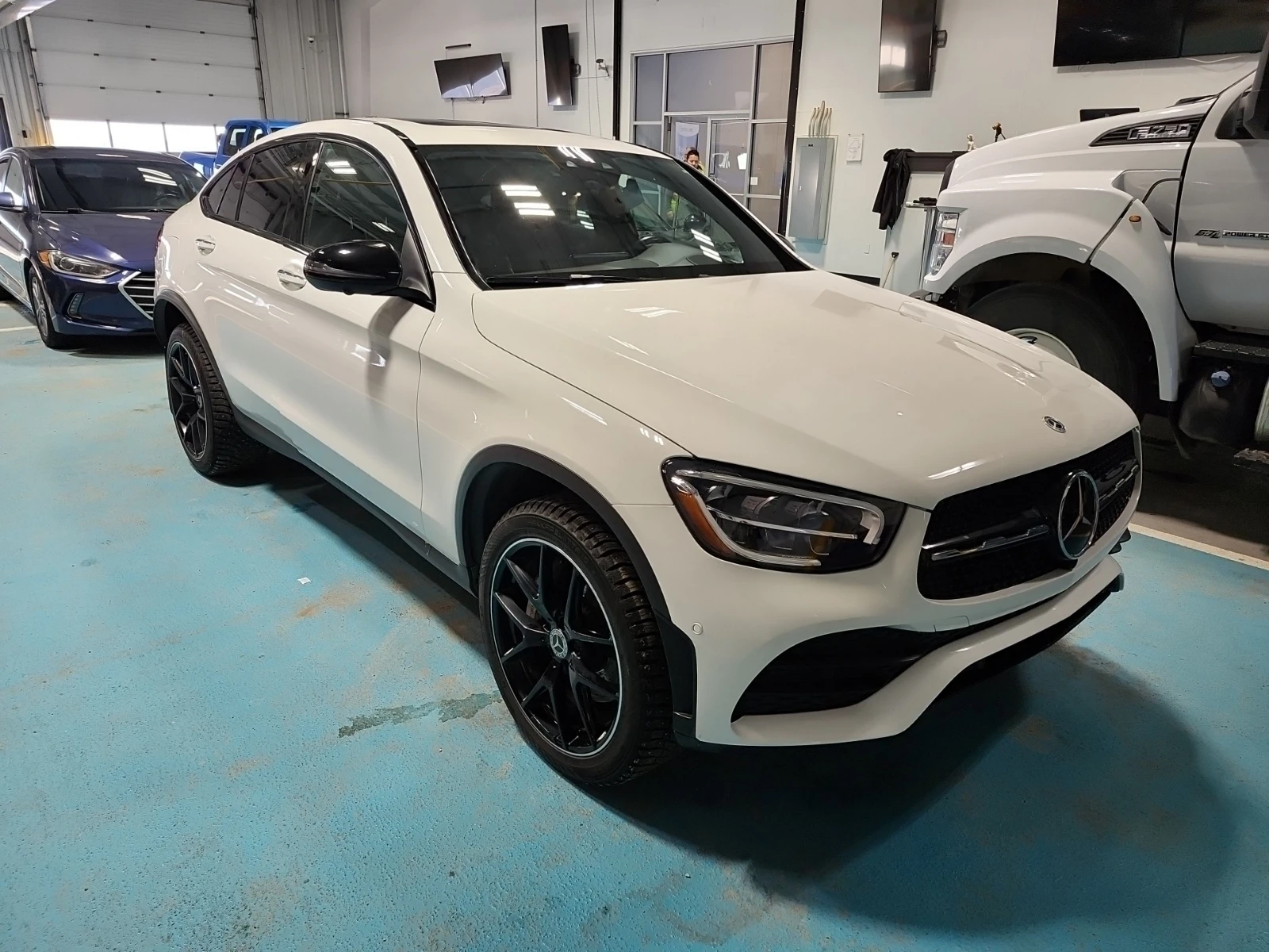 Mercedes-Benz GLC 300 4MATIC Coupe AMG