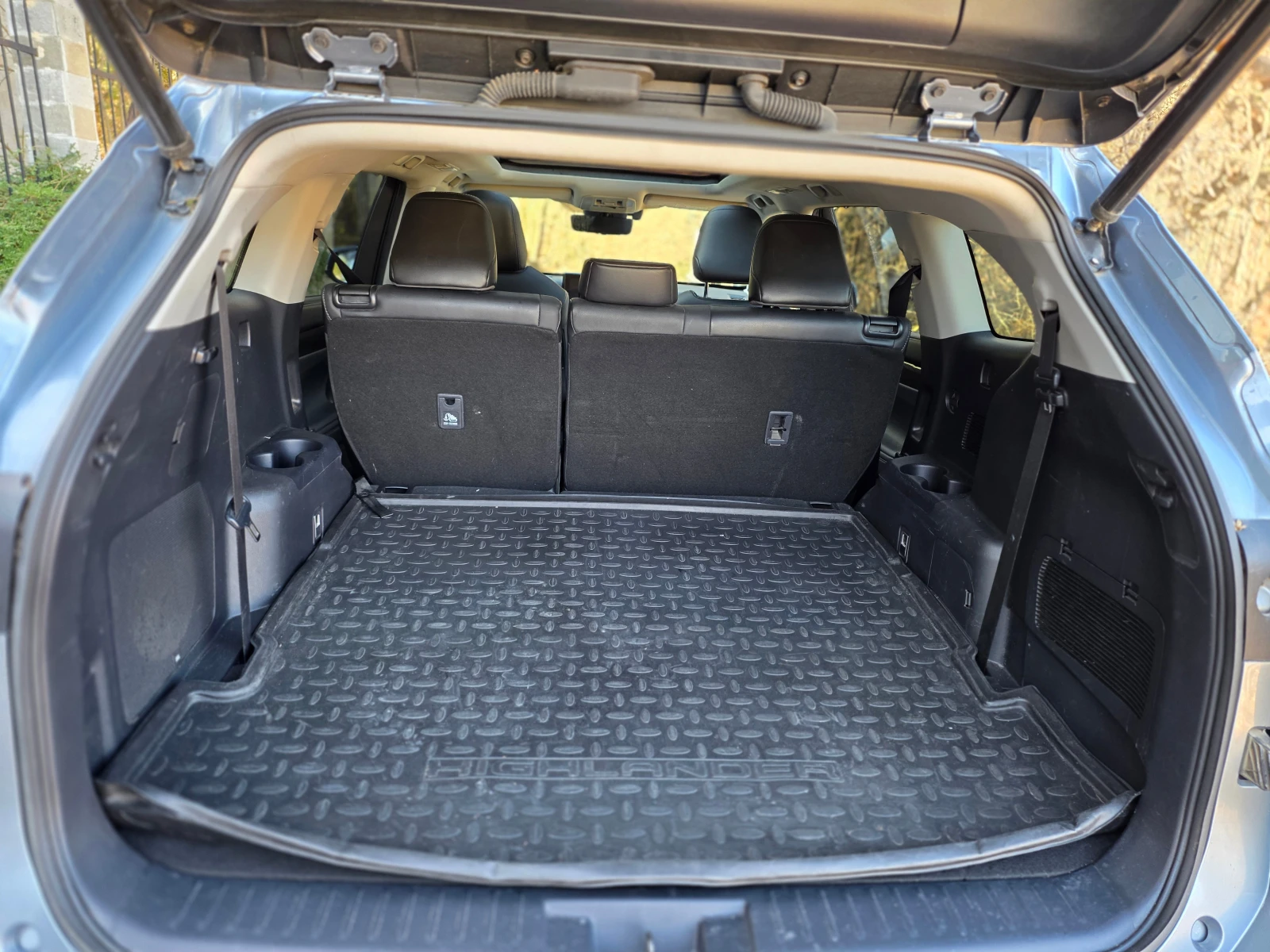 Toyota Highlander XU7 EU M, снимка 10 - Автомобили и джипове - 53773363