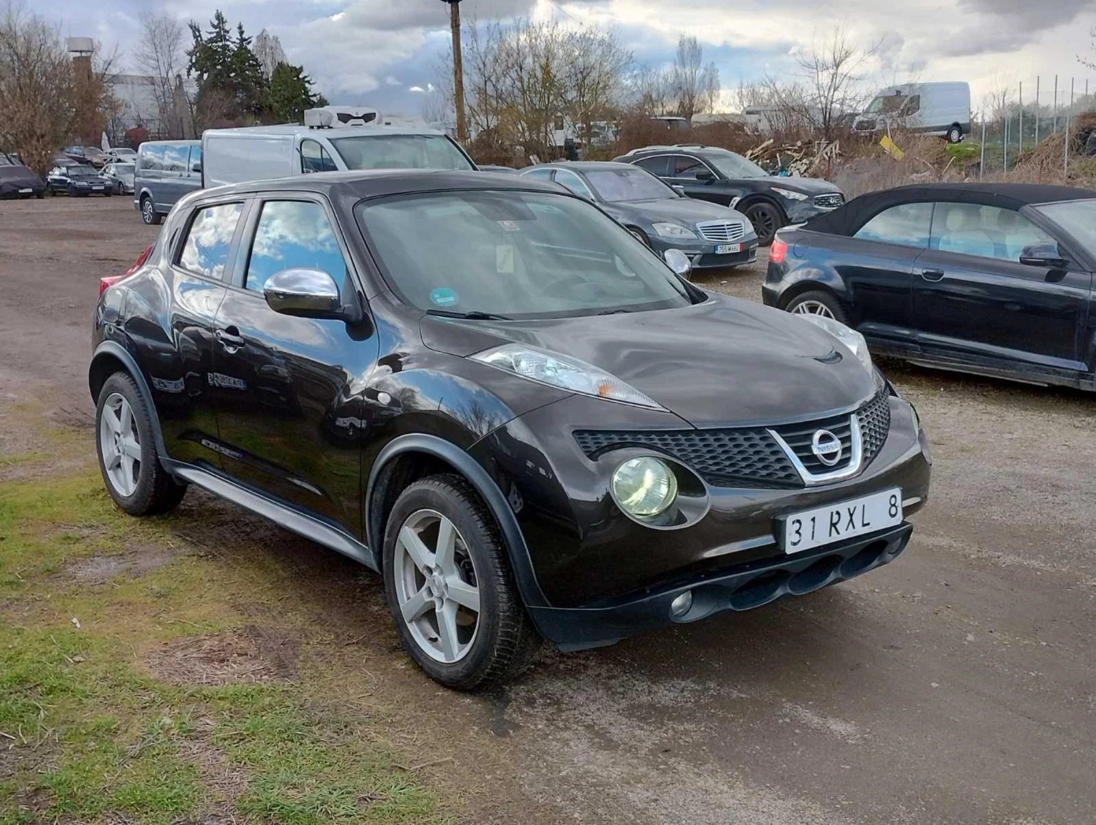 Nissan Juke 1.6 BENZIN , снимка 3 - Автомобили и джипове - 54083098