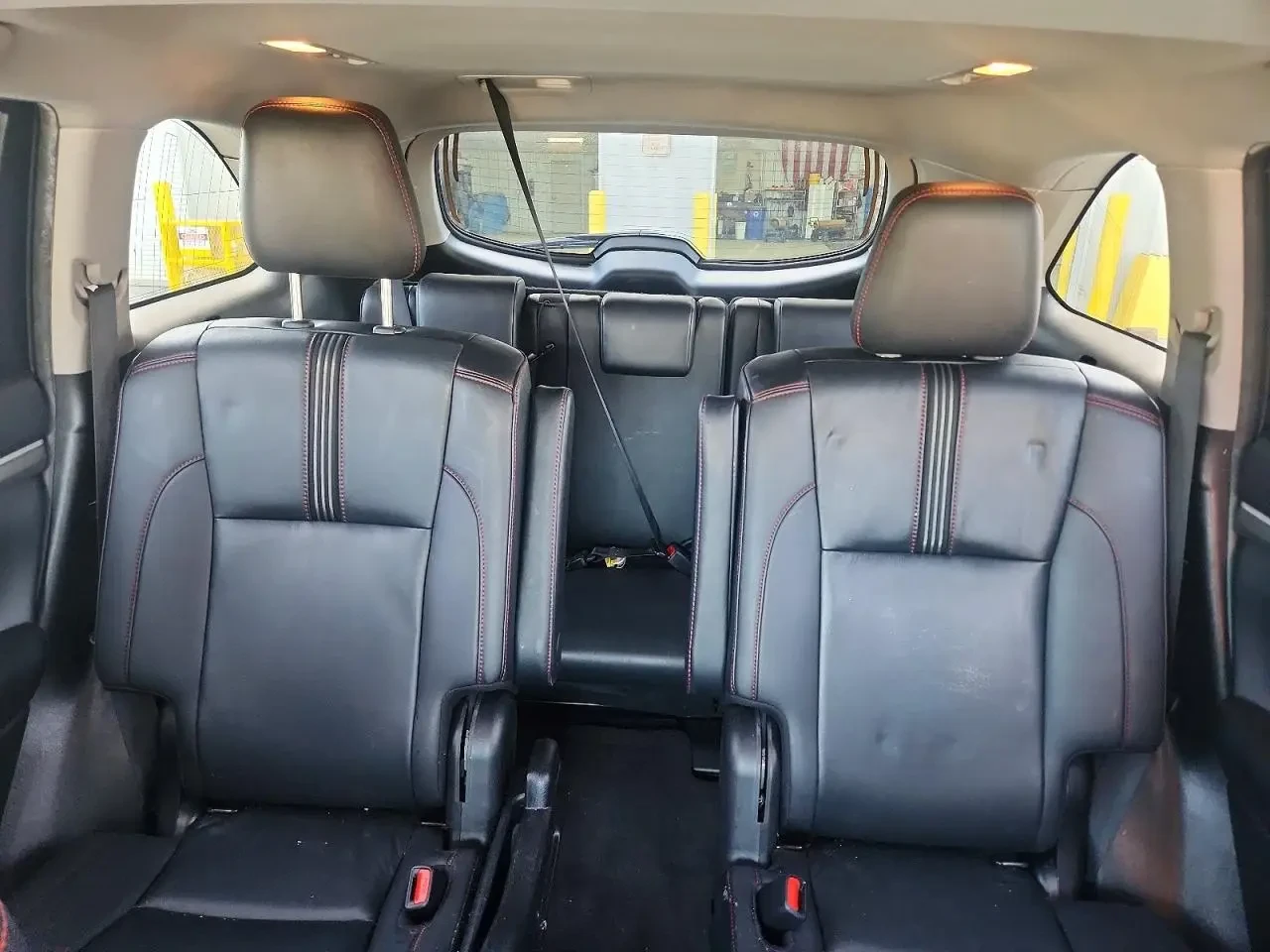 Toyota Highlander SE, снимка 9 - Автомобили и джипове - 54412130