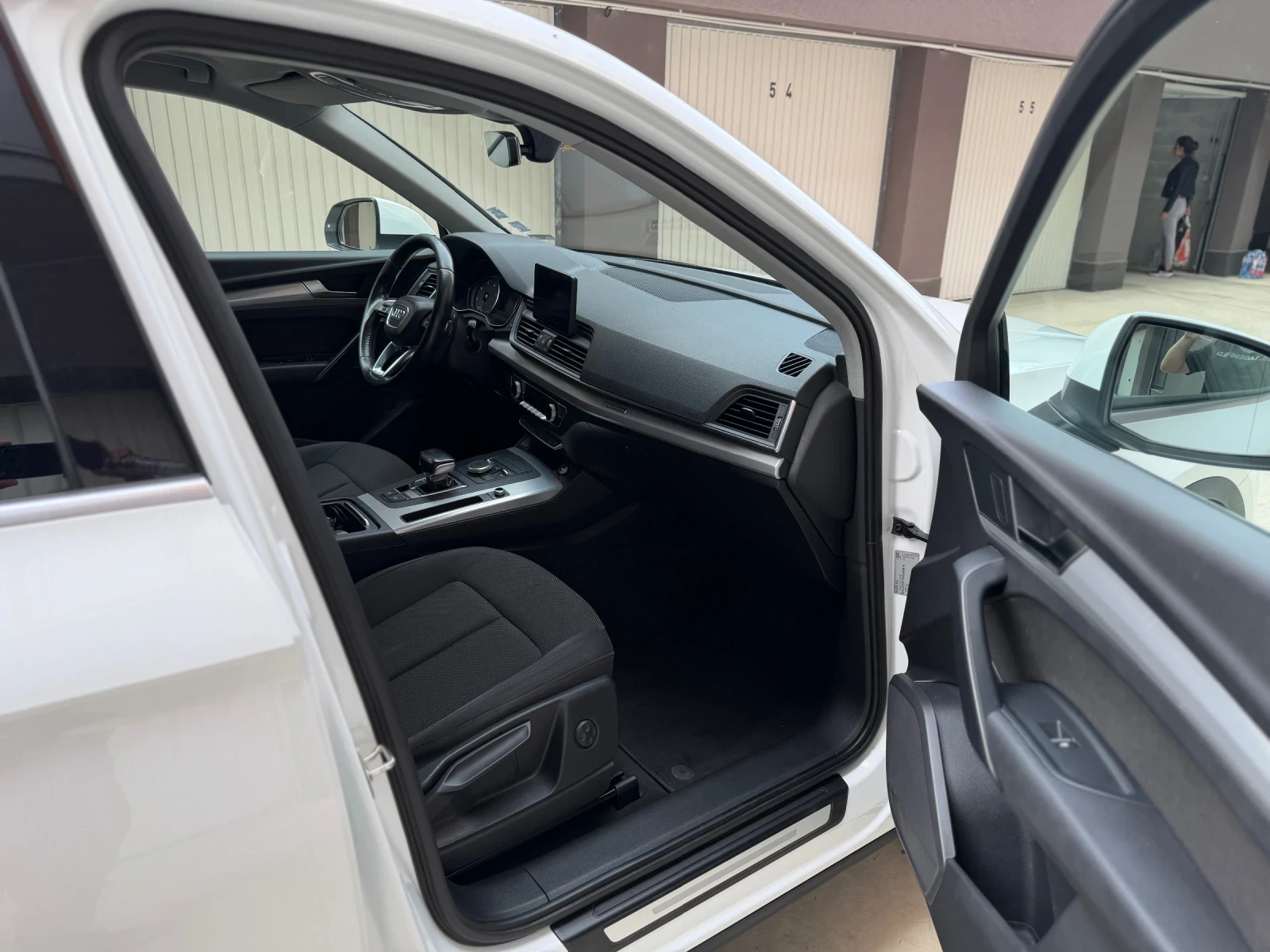 Audi Q5 2.0 TDI Quattro, снимка 9 - Автомобили и джипове - 54769465