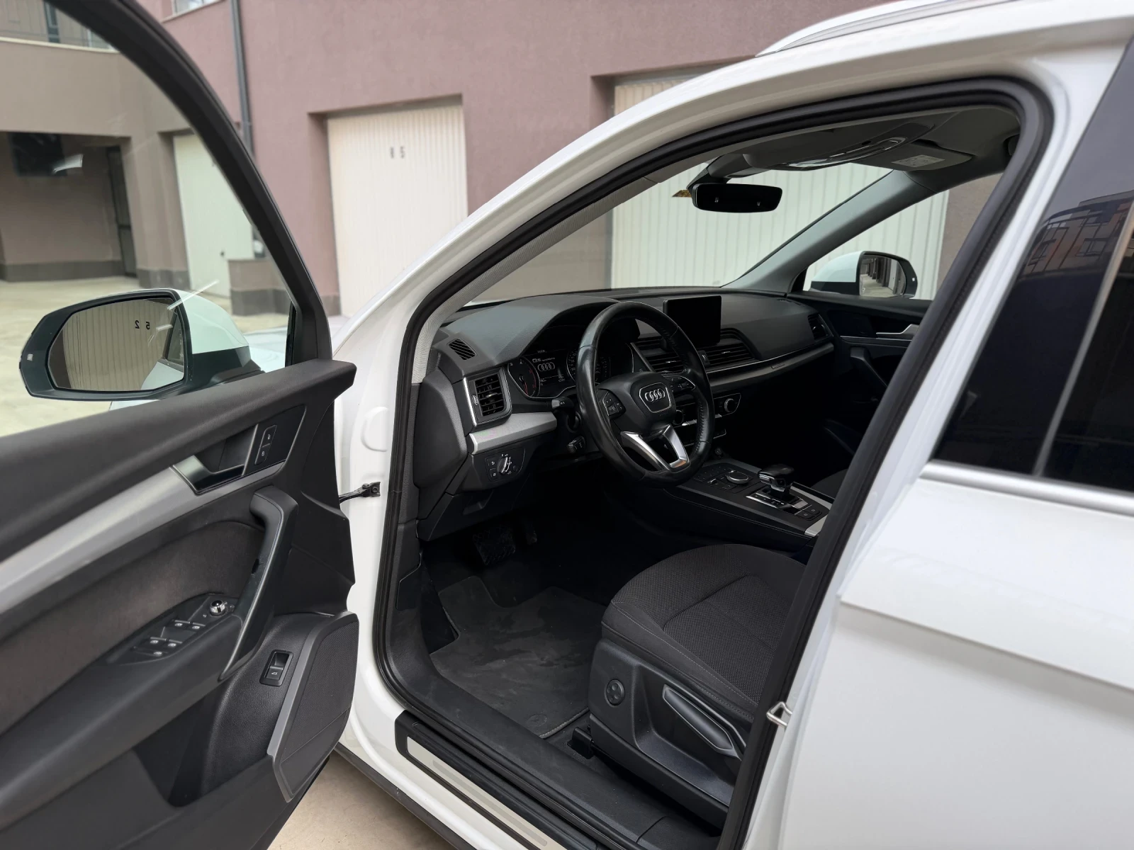 Audi Q5 2.0 TDI Quattro, снимка 6 - Автомобили и джипове - 54769465